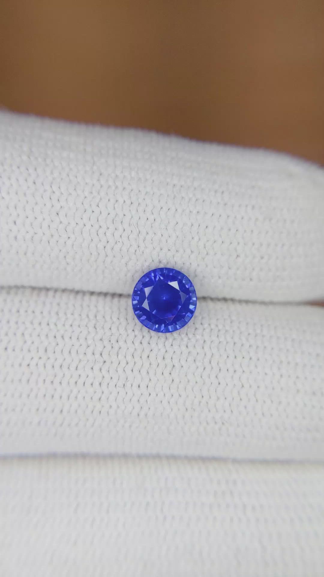 1.22 Ct. Blue Sapphire from Ceylon (Sri Lanka) Size Video