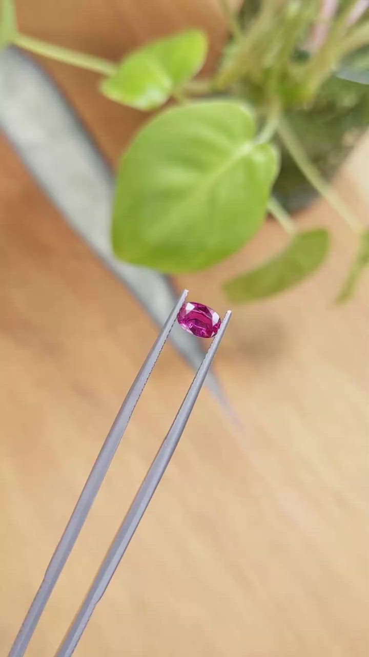0.80 Ct. Reddish Pink Sapphire from Thailand Size Video