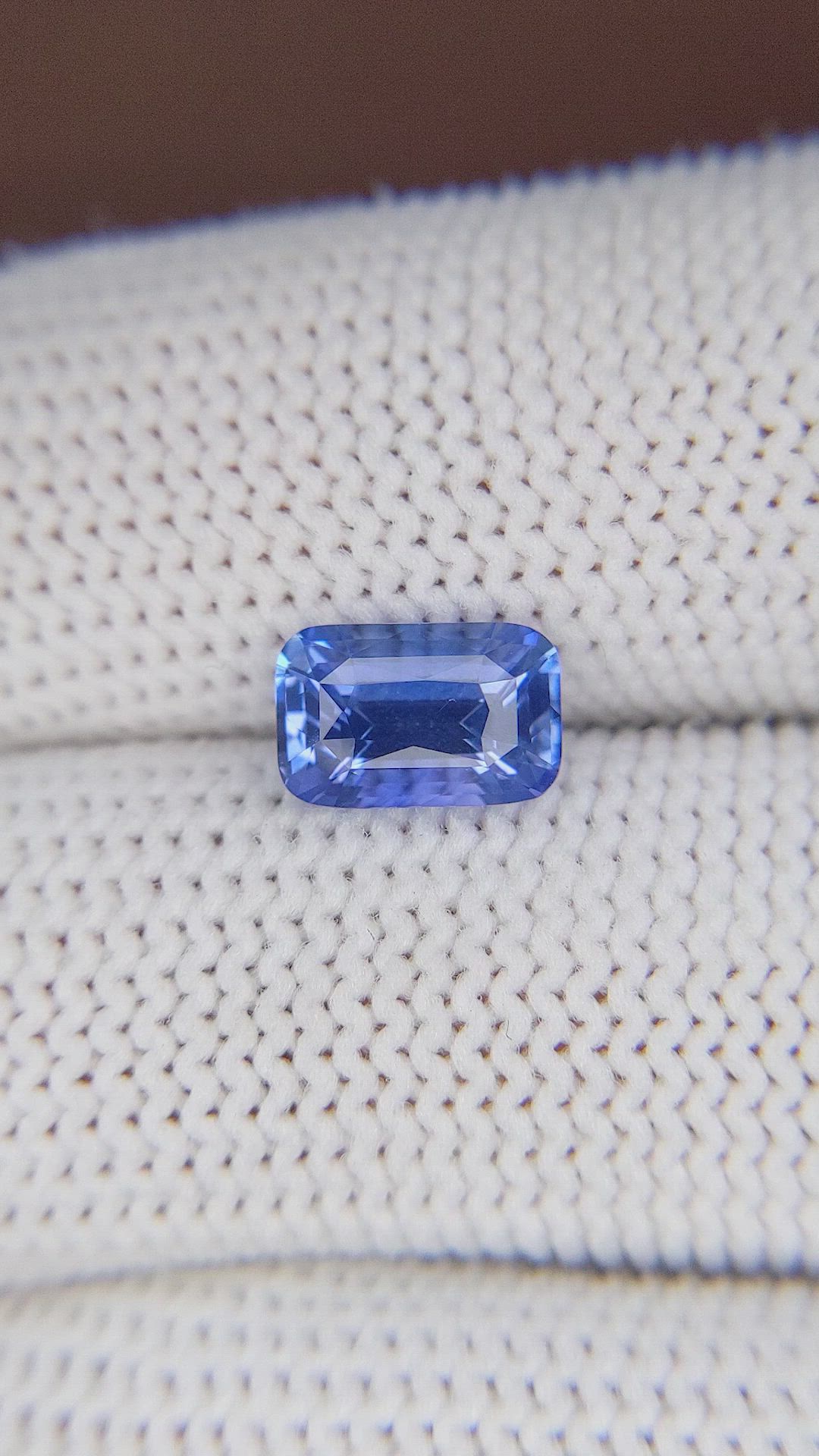 1.90 Ct. Blue Sapphire from Ceylon (Sri Lanka) Size Video