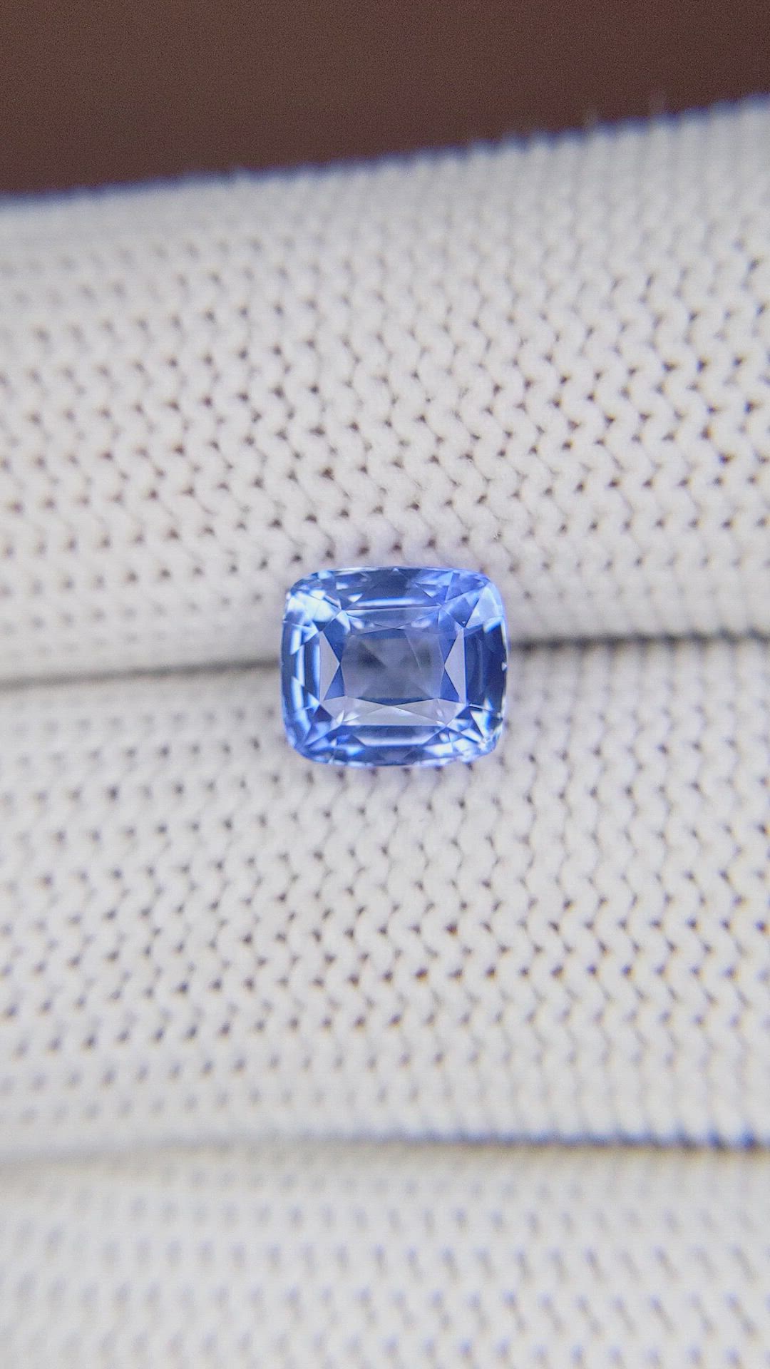 2.58 Ct. Blue Sapphire from Ceylon (Sri Lanka) Size Video