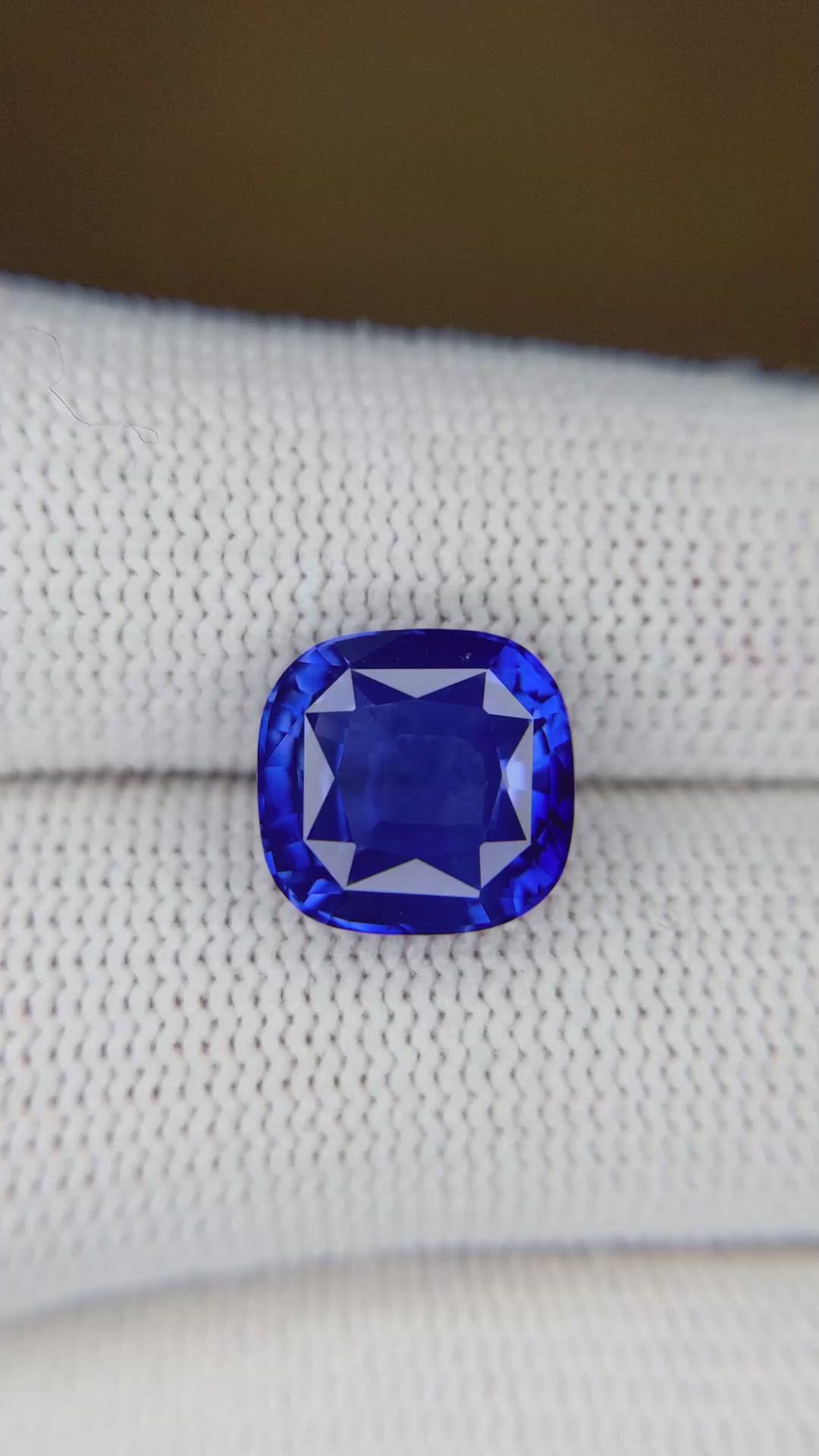 5.59 Ct. Blue Sapphire from Madagascar Size Video