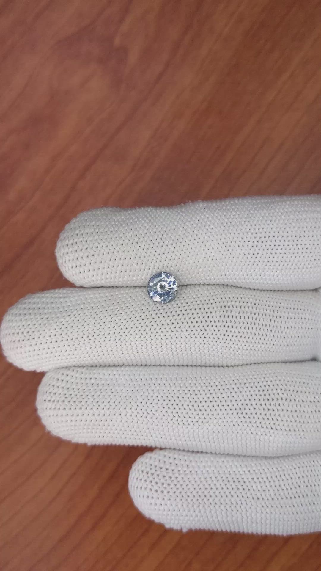 1.24 Ct. Bi Color Sapphire from Ceylon (Sri Lanka) Size Video