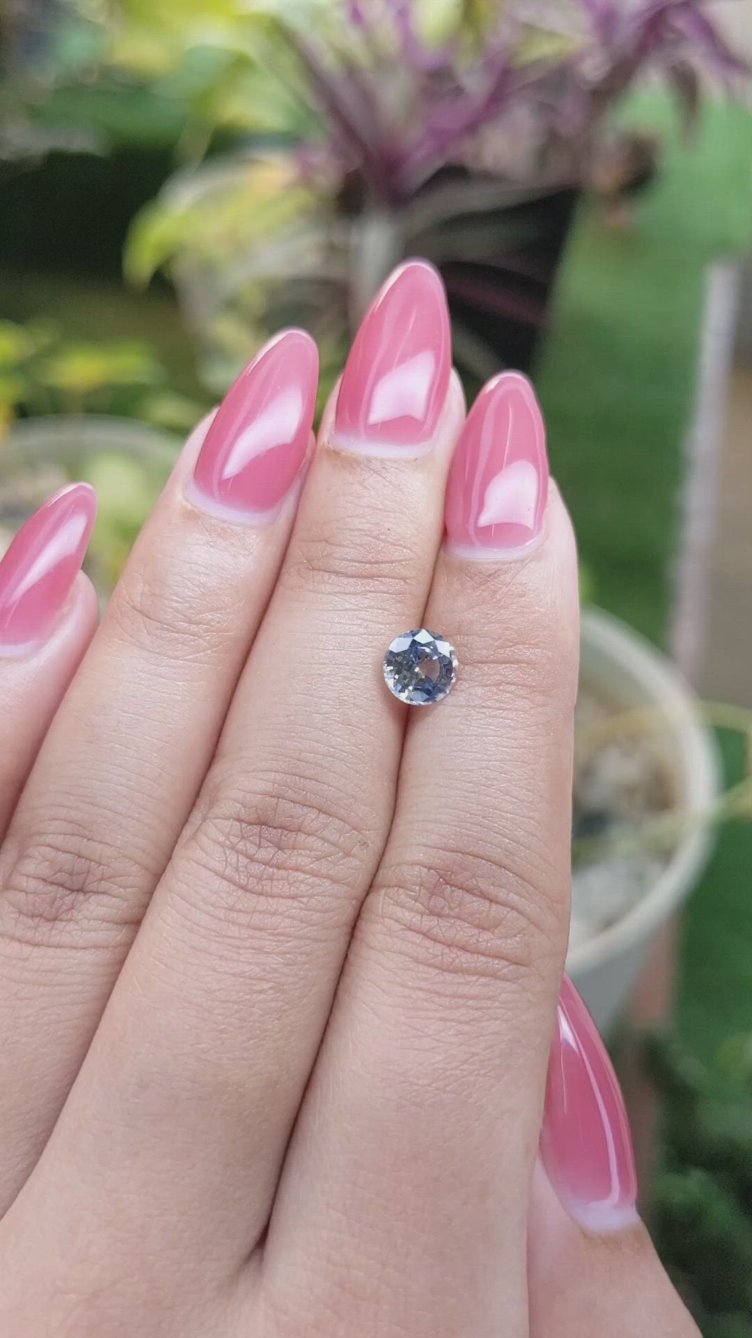 1.24 Ct. Bi Color Sapphire from Ceylon (Sri Lanka) Size Video