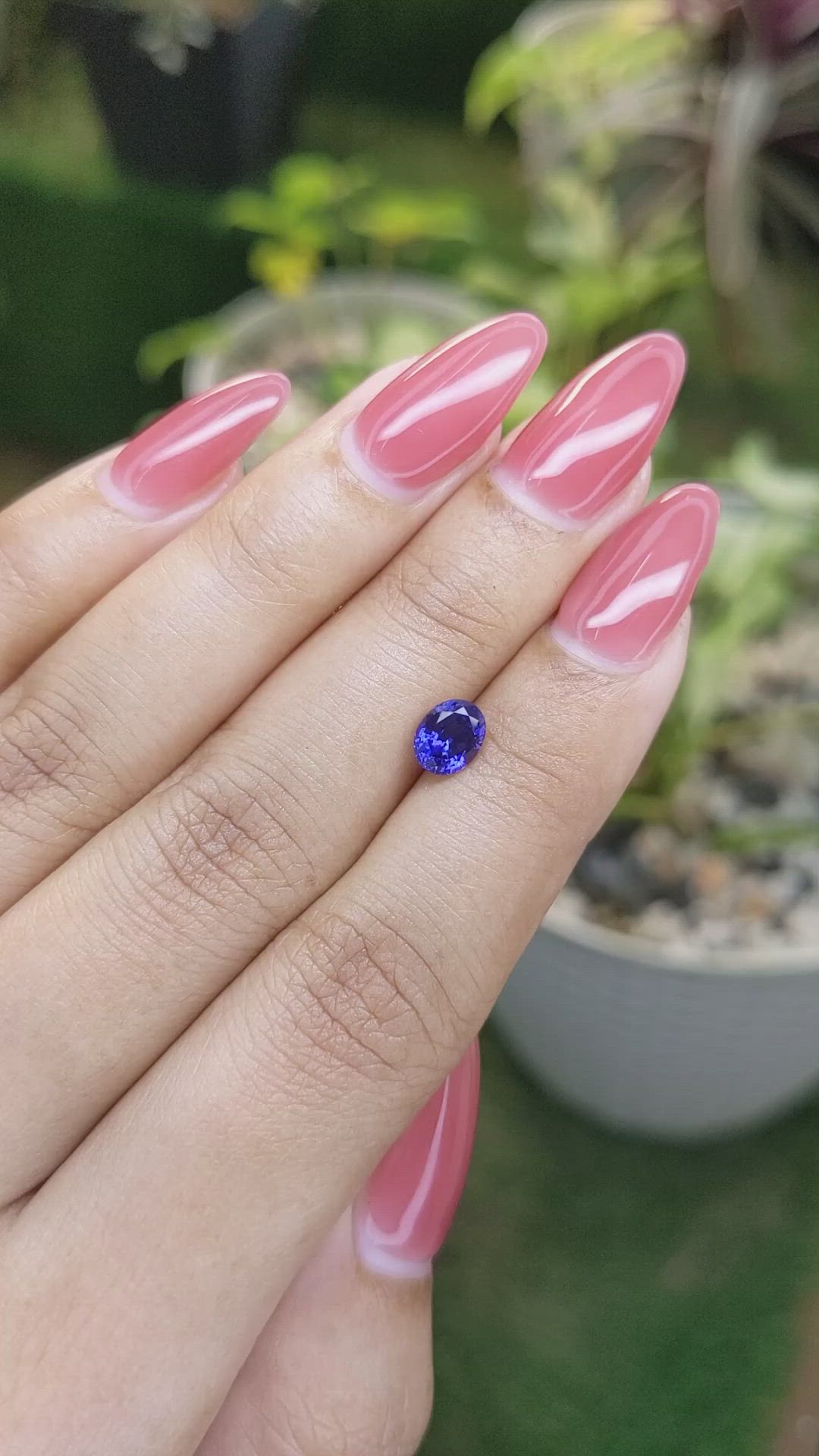 1.04 Ct. Blue Sapphire from Ceylon (Sri Lanka) Size Video