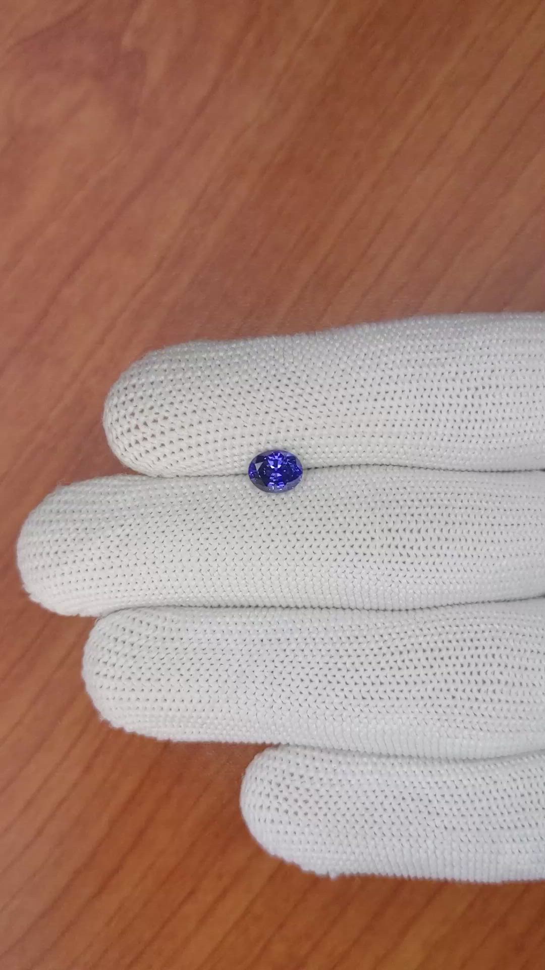 1.04 Ct. Blue Sapphire from Ceylon (Sri Lanka) Size Video