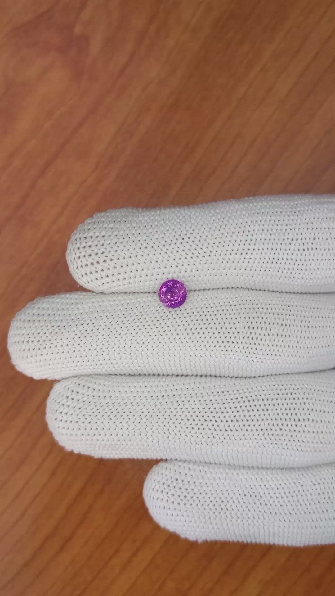0.67 Ct. Pinkish Purple Sapphire from Ceylon (Sri Lanka) Size Video
