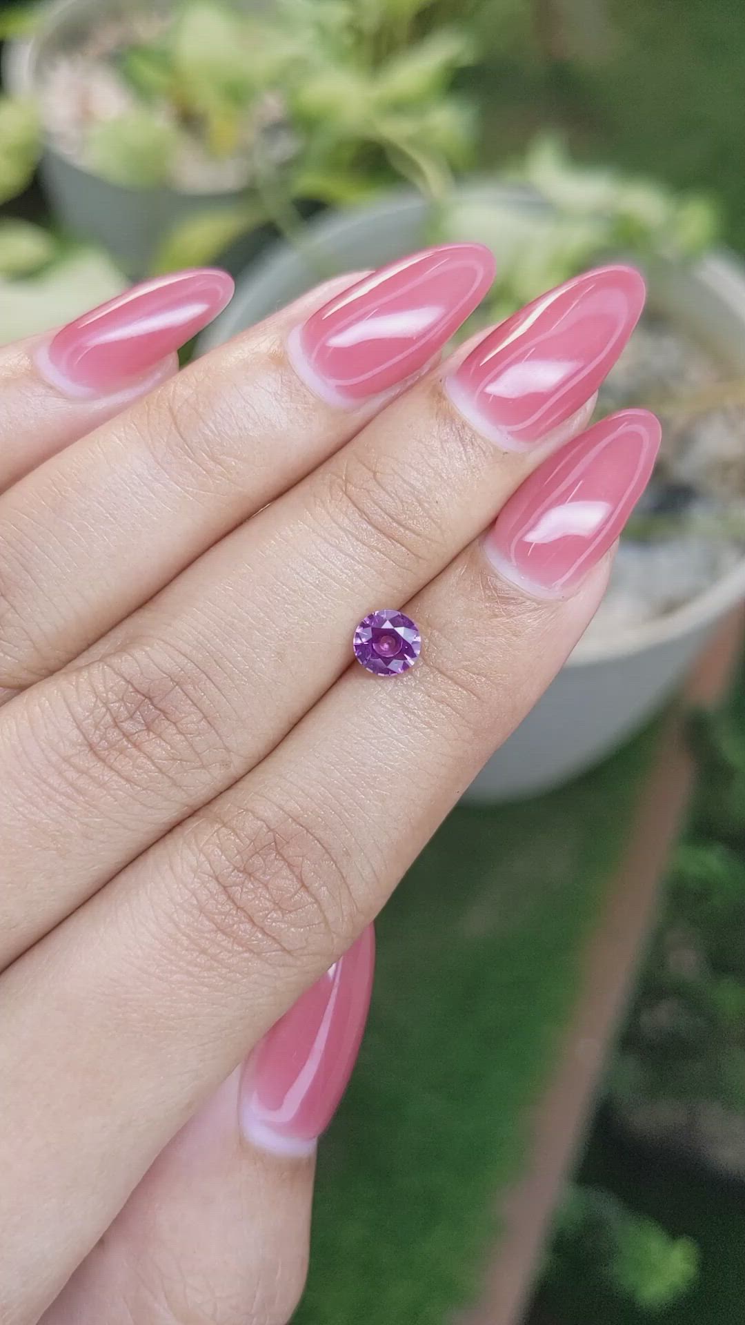 0.70 Ct. Pinkish Purple Sapphire from Ceylon (Sri Lanka) Size Video