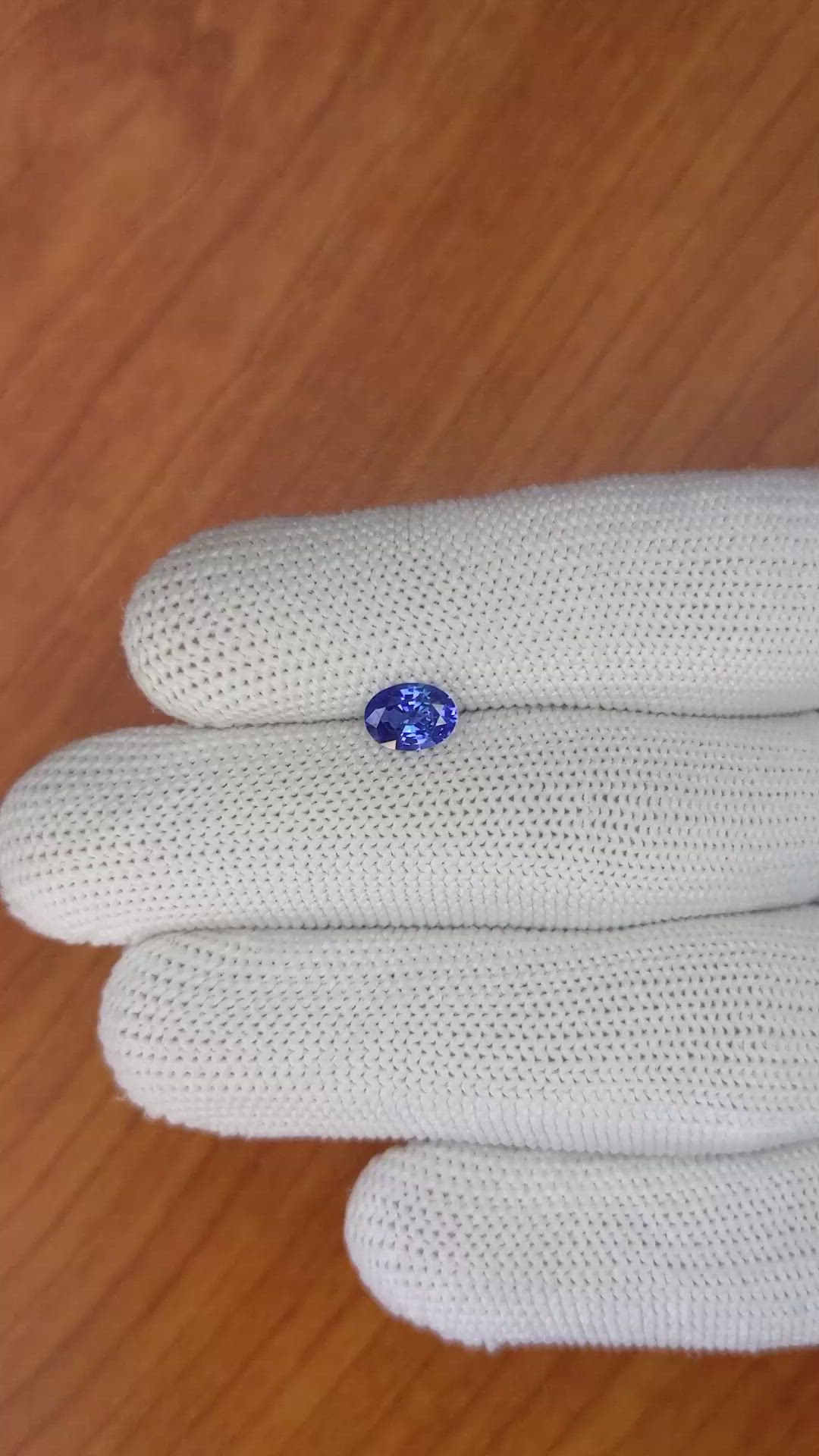 0.92 Ct. Blue Sapphire from Ceylon (Sri Lanka) Size Video