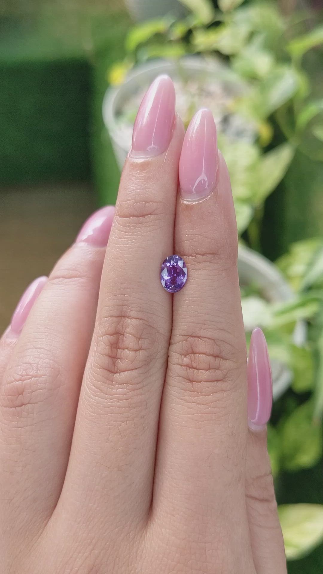 1.00 Ct. Purple Sapphire from Ceylon (Sri Lanka) Size Video