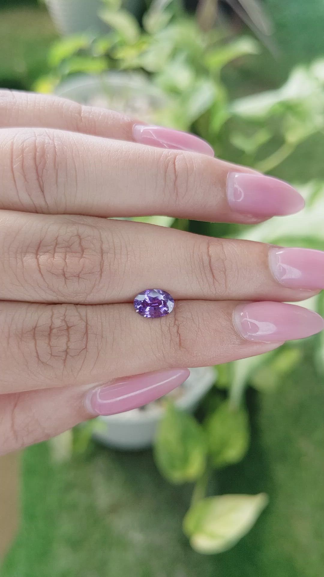 1.00 Ct. Purple Sapphire from Ceylon (Sri Lanka) Size Video