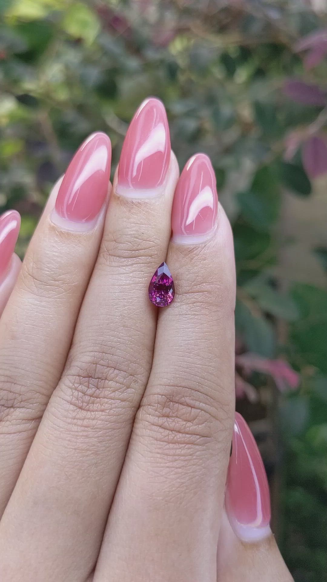 1.14 Ct. Purplish Pink Sapphire from Ceylon (Sri Lanka) Size Video