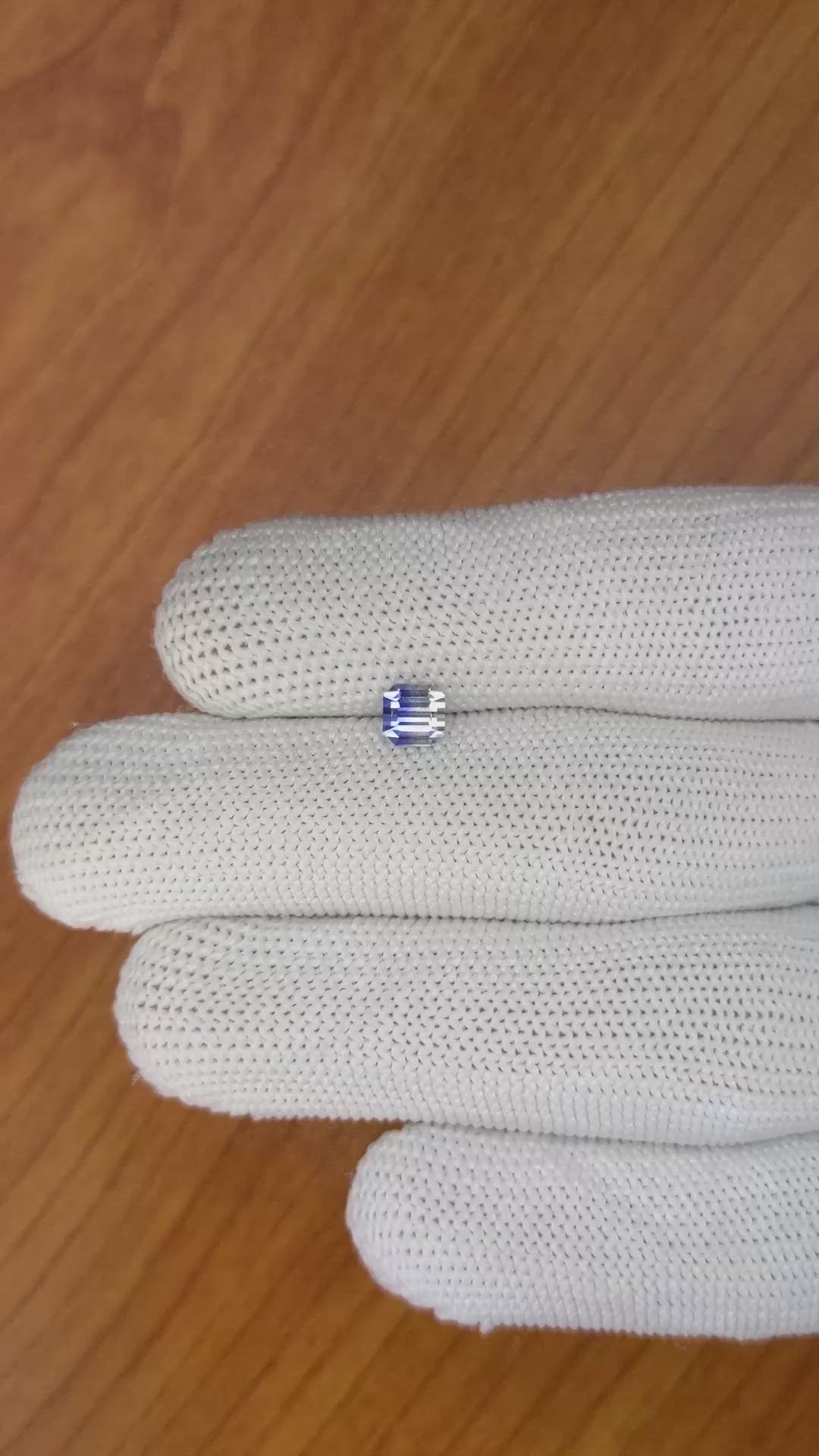 1.02 Ct. Bi Color Sapphire from Ceylon (Sri Lanka) Size Video