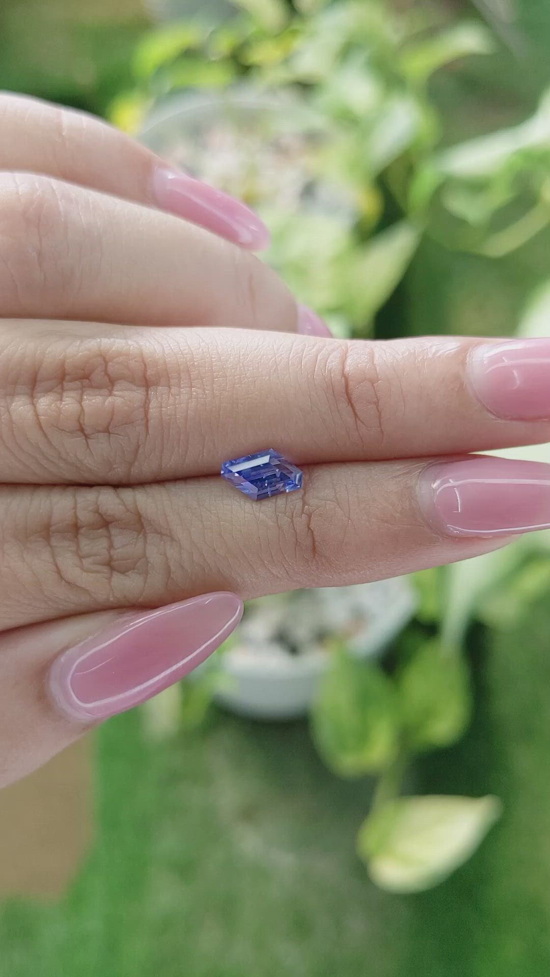 1.15 Ct. Blue Sapphire from Ceylon (Sri Lanka) Size Video