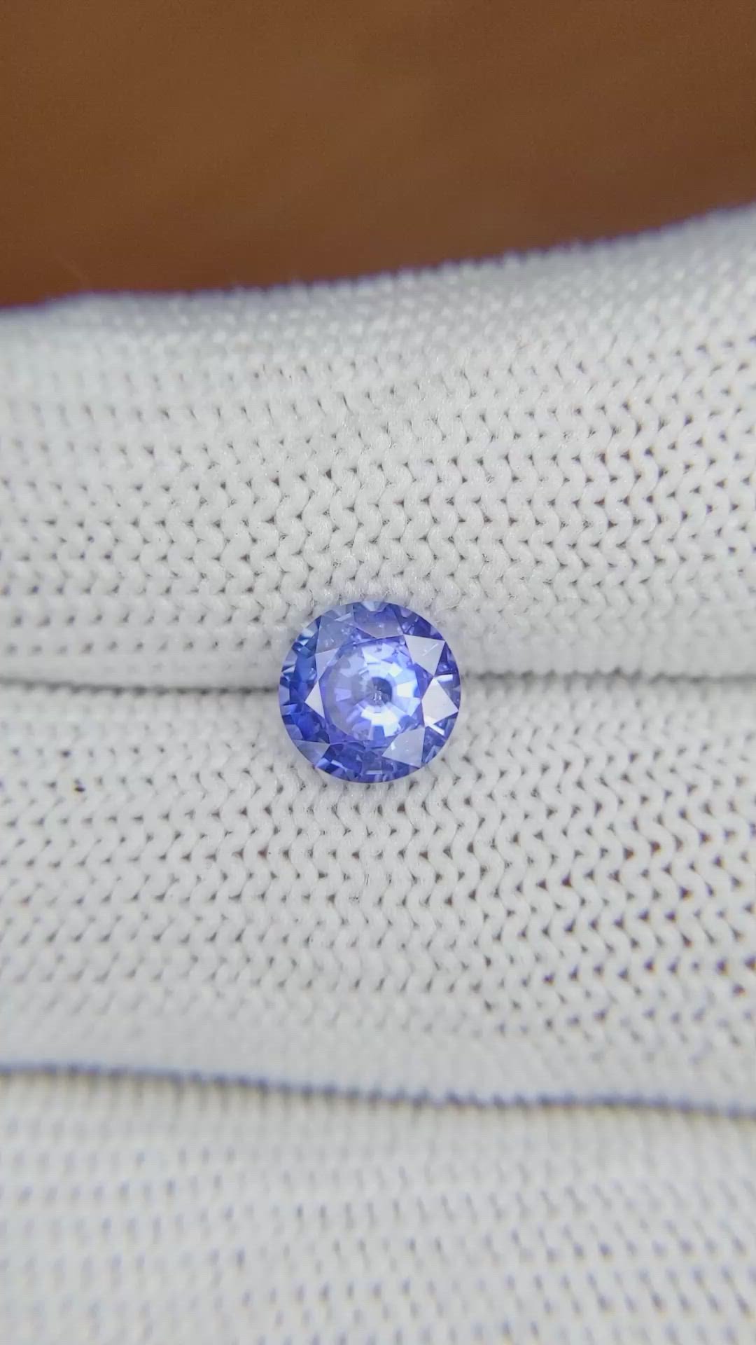 1.54 Ct. Blue Sapphire from Ceylon (Sri Lanka) Size Video