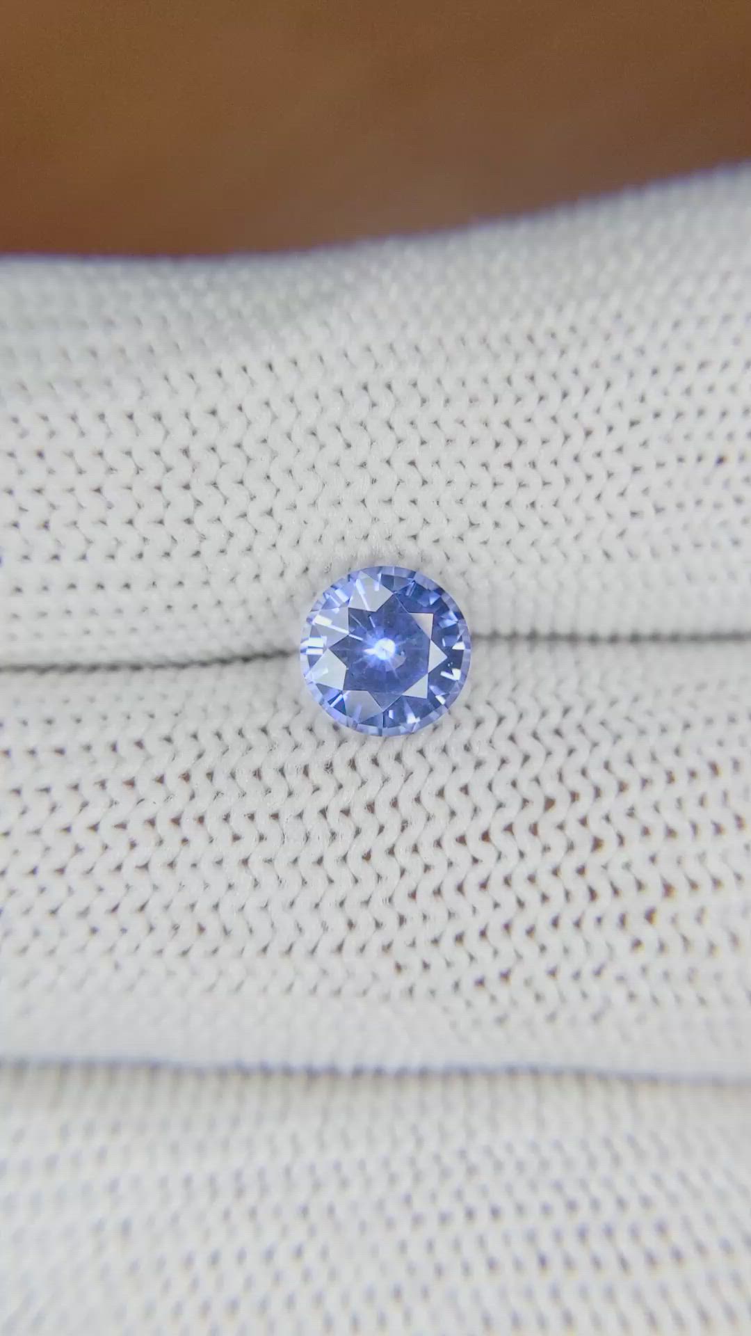 1.42 Ct. Blue Sapphire from Ceylon (Sri Lanka) Size Video