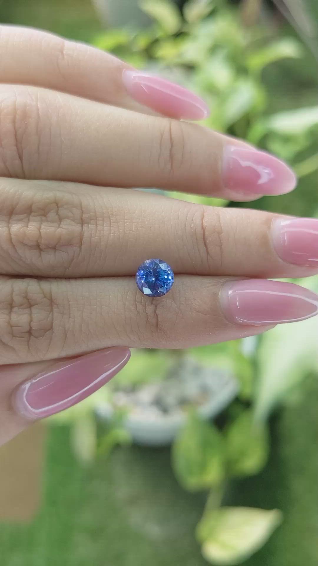1.72 Ct. Blue Sapphire from Ceylon (Sri Lanka) Size Video