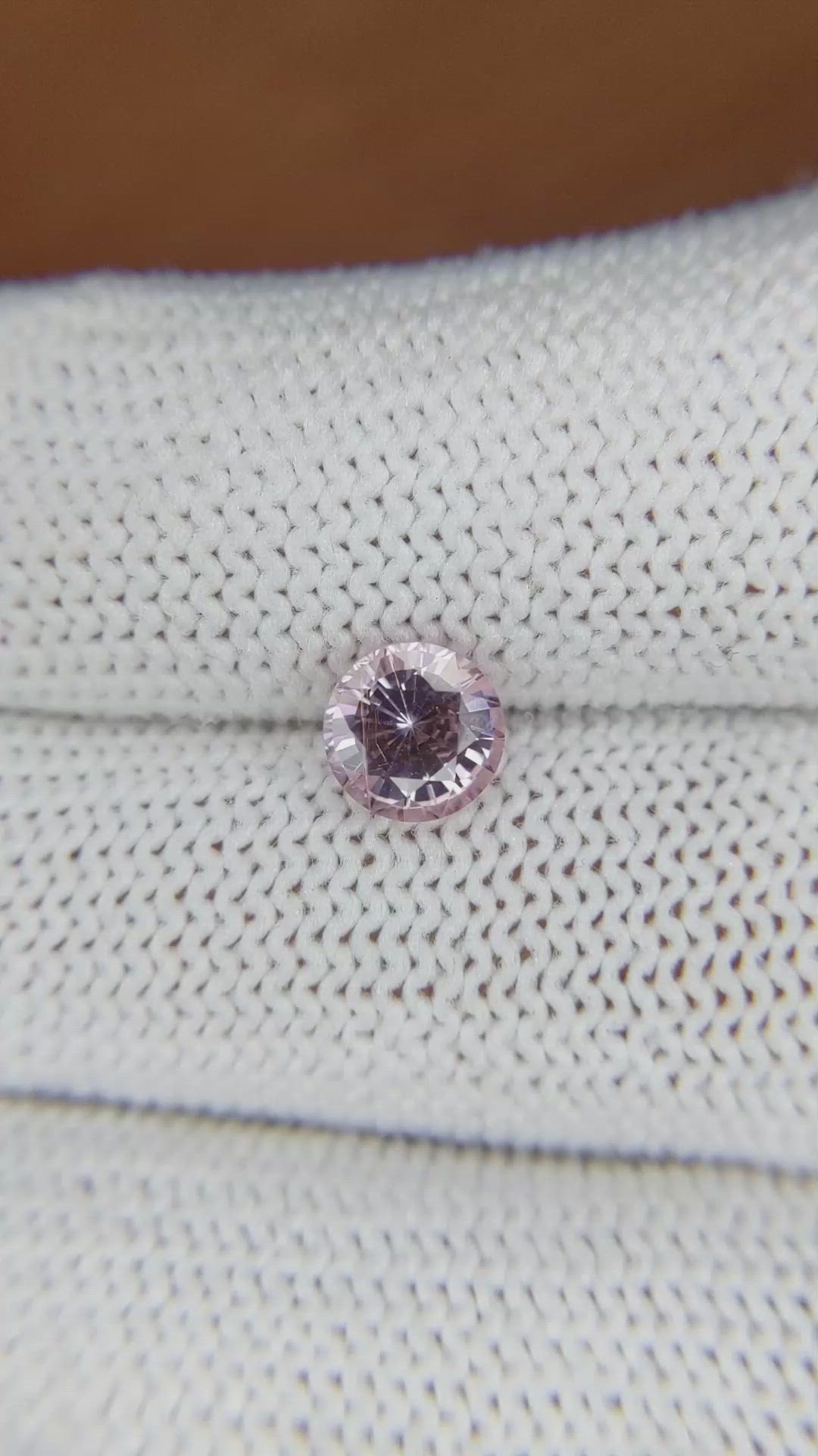 1.35 Ct. Pink Sapphire from Ceylon (Sri Lanka) Size Video