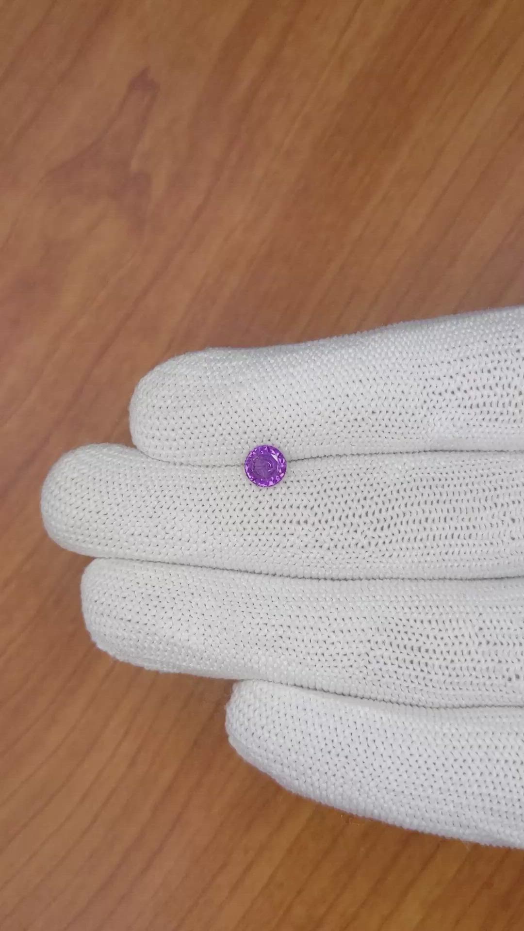 0.87 Ct. Pinkish Purple Sapphire from Ceylon (Sri Lanka) Size Video