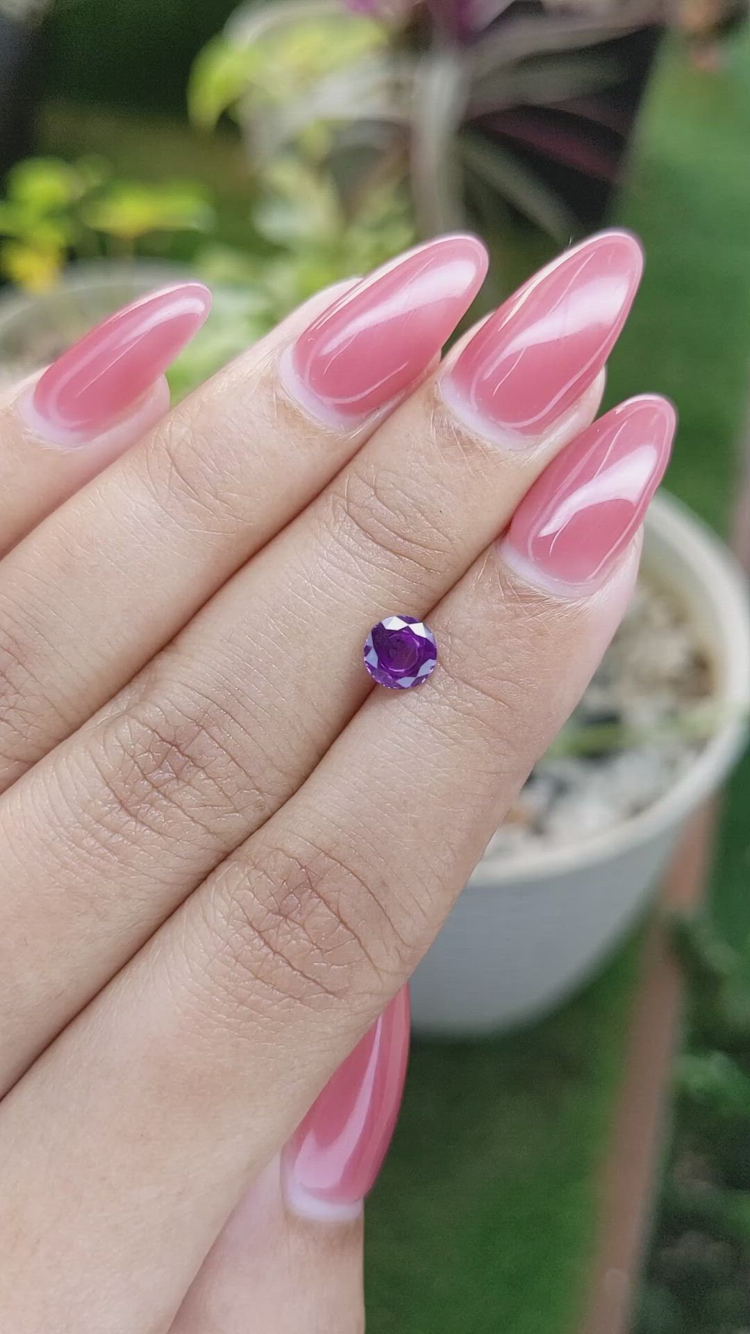 0.87 Ct. Pinkish Purple Sapphire from Ceylon (Sri Lanka) Size Video