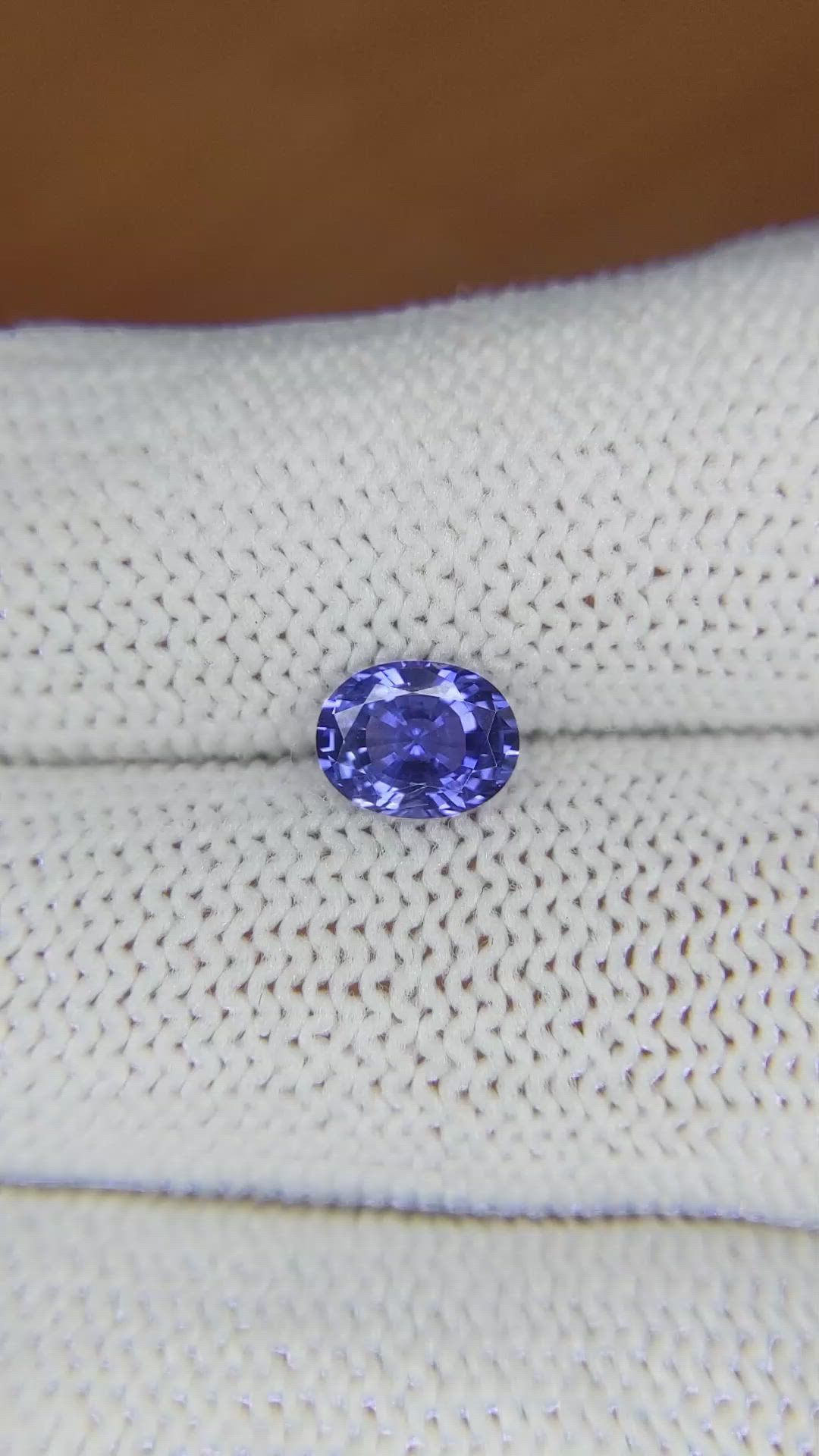 1.09 Ct. Blue Sapphire from Ceylon (Sri Lanka) Size Video