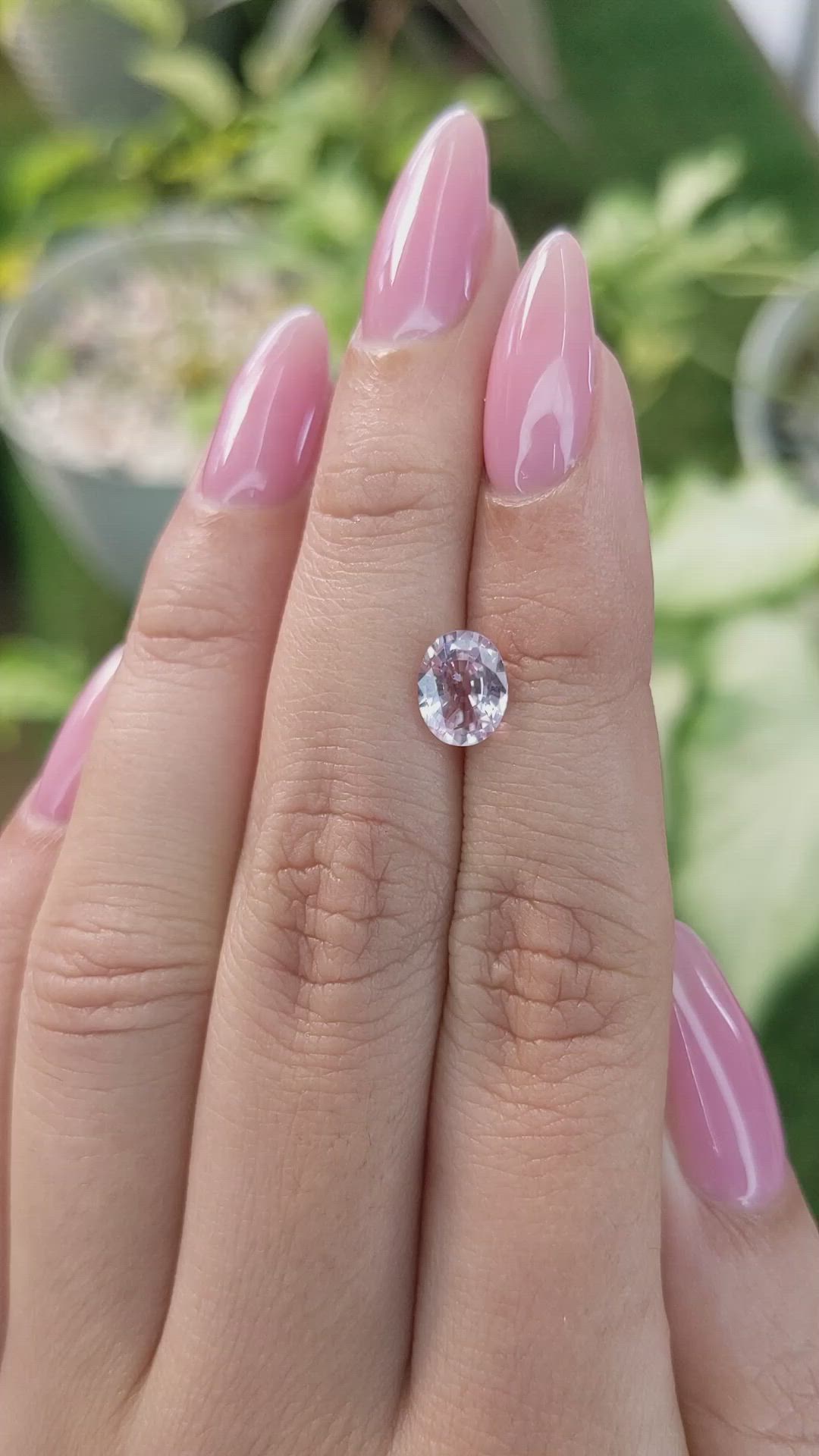 1.39 Ct. Pinkish Purple Sapphire from Ceylon (Sri Lanka) Size Video