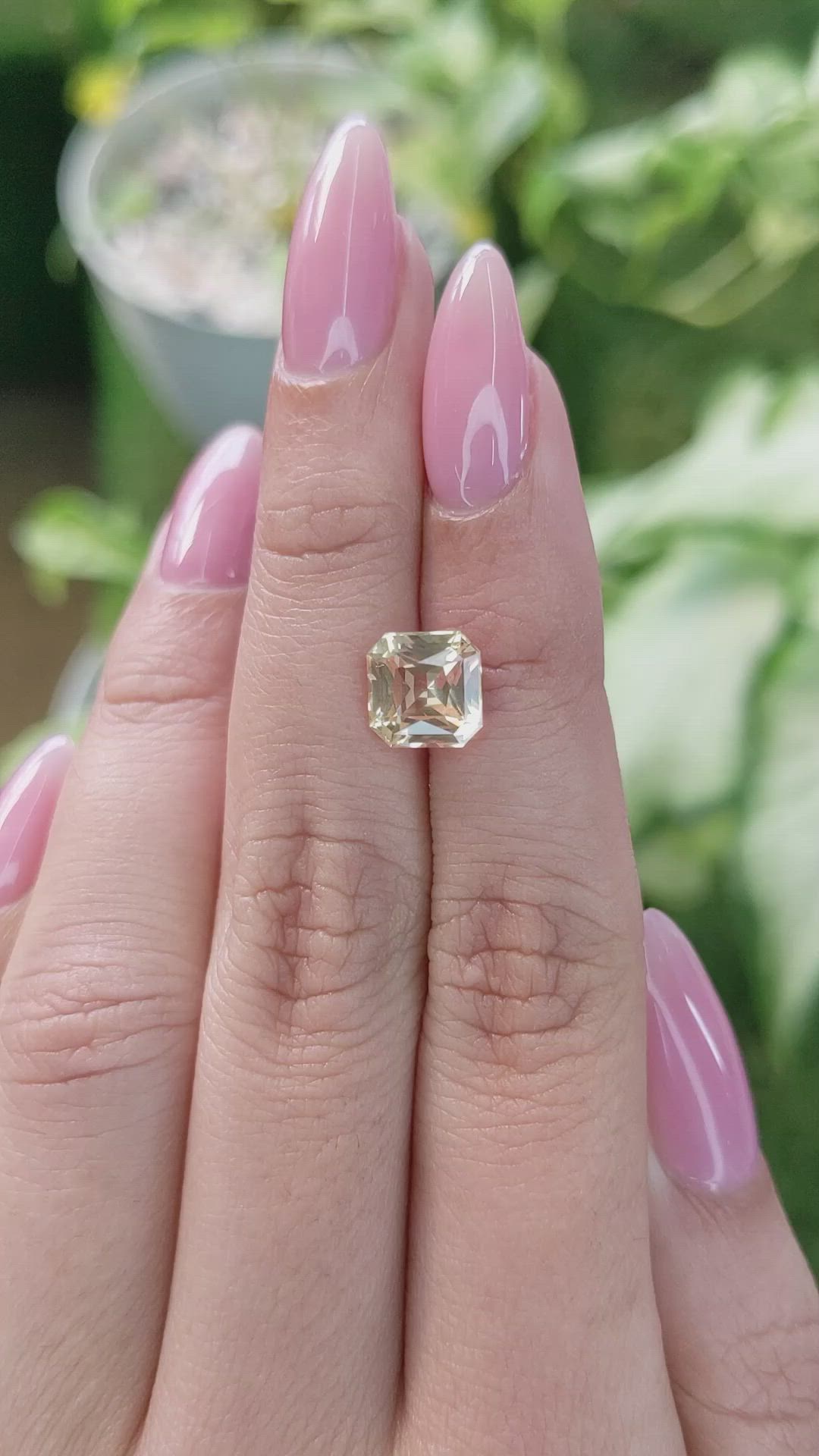 3.07 Ct. Yellow Sapphire from Ceylon (Sri Lanka) Size Video