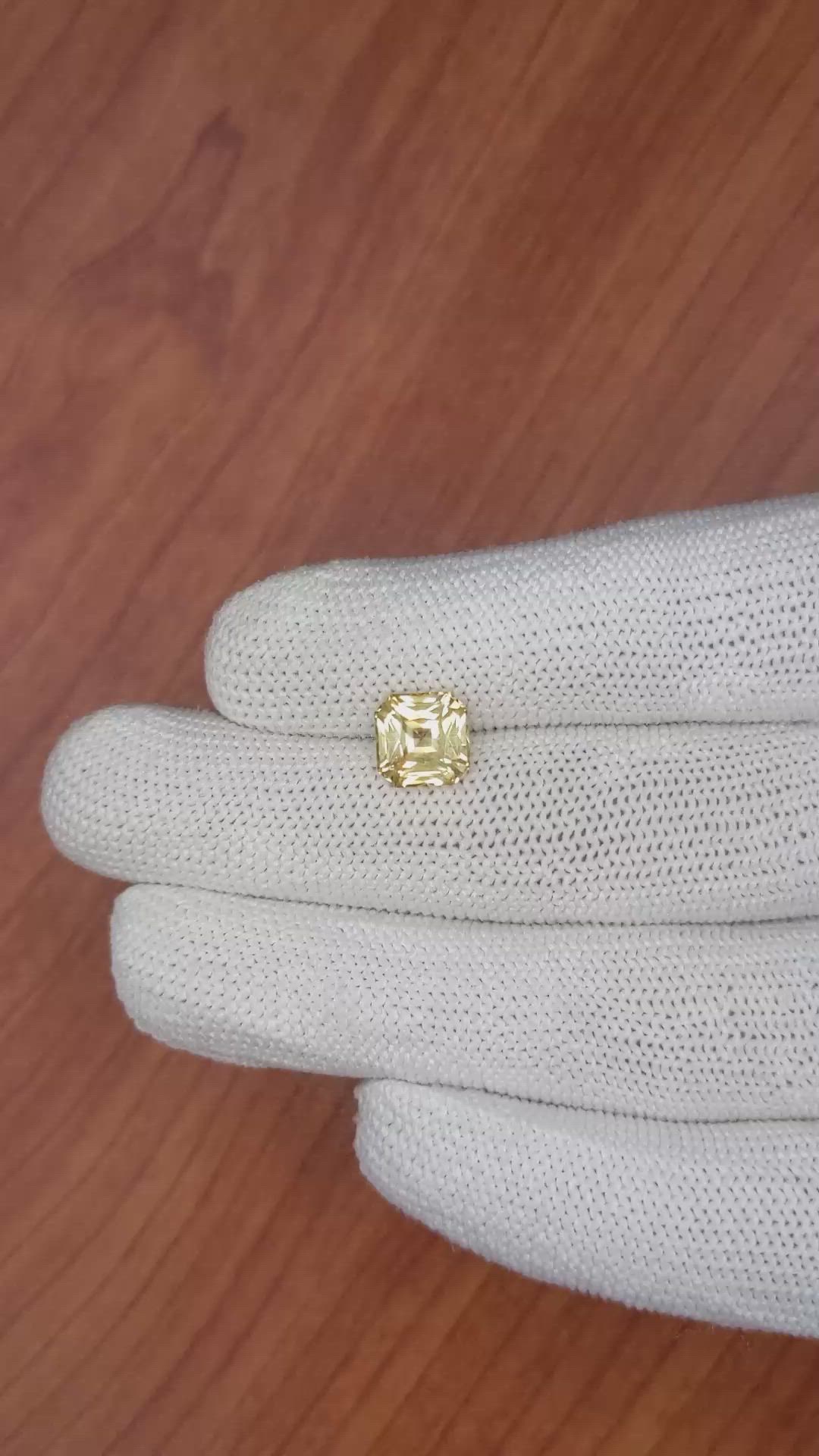 3.07 Ct. Yellow Sapphire from Ceylon (Sri Lanka) Size Video