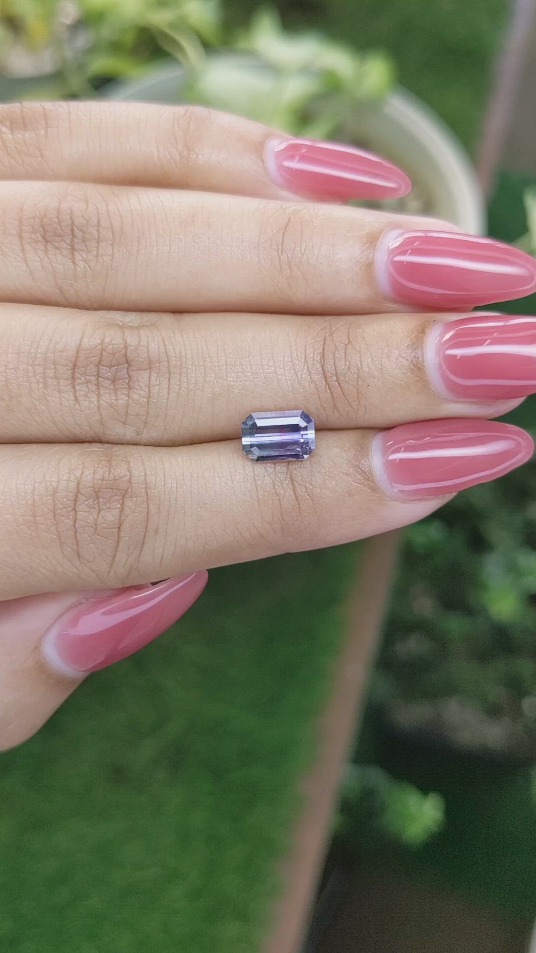 1.74 Ct. Bi Color Sapphire from Ceylon (Sri Lanka) Size Video