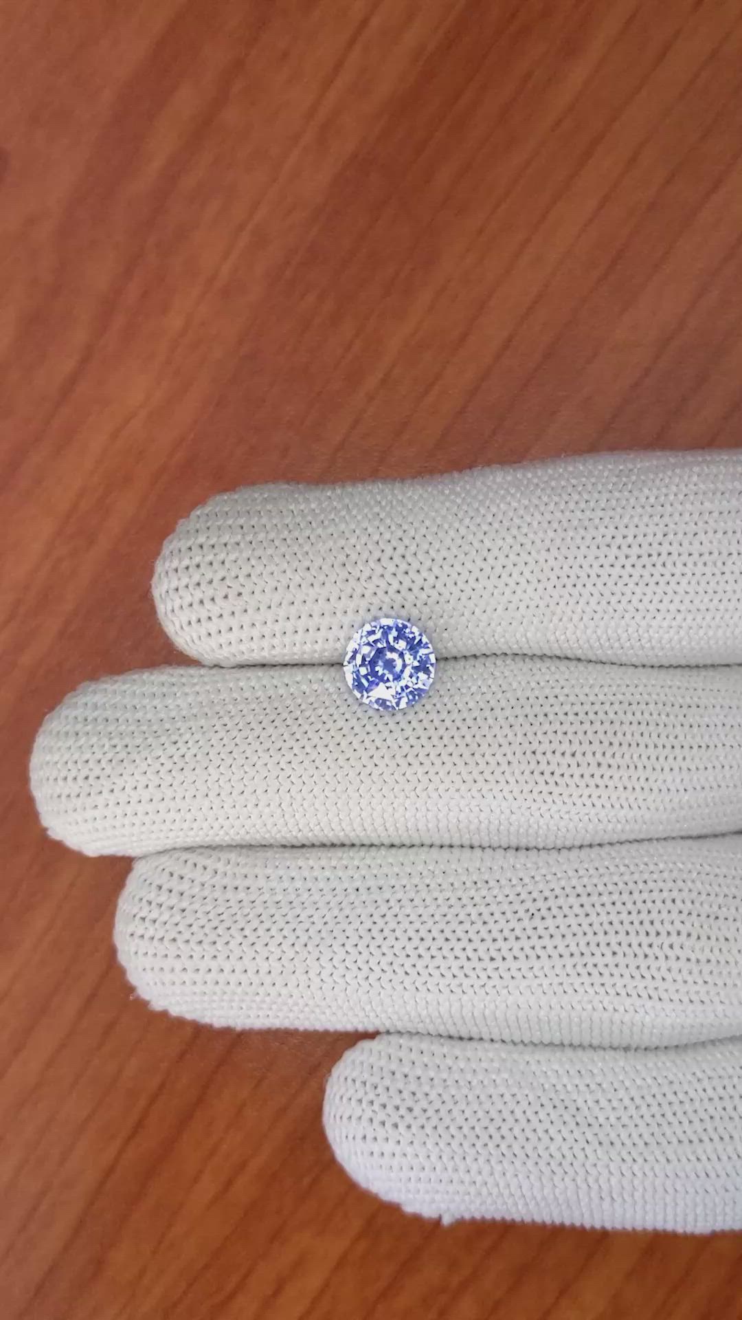 2.76 Ct. Blue Sapphire from Ceylon (Sri Lanka) Size Video