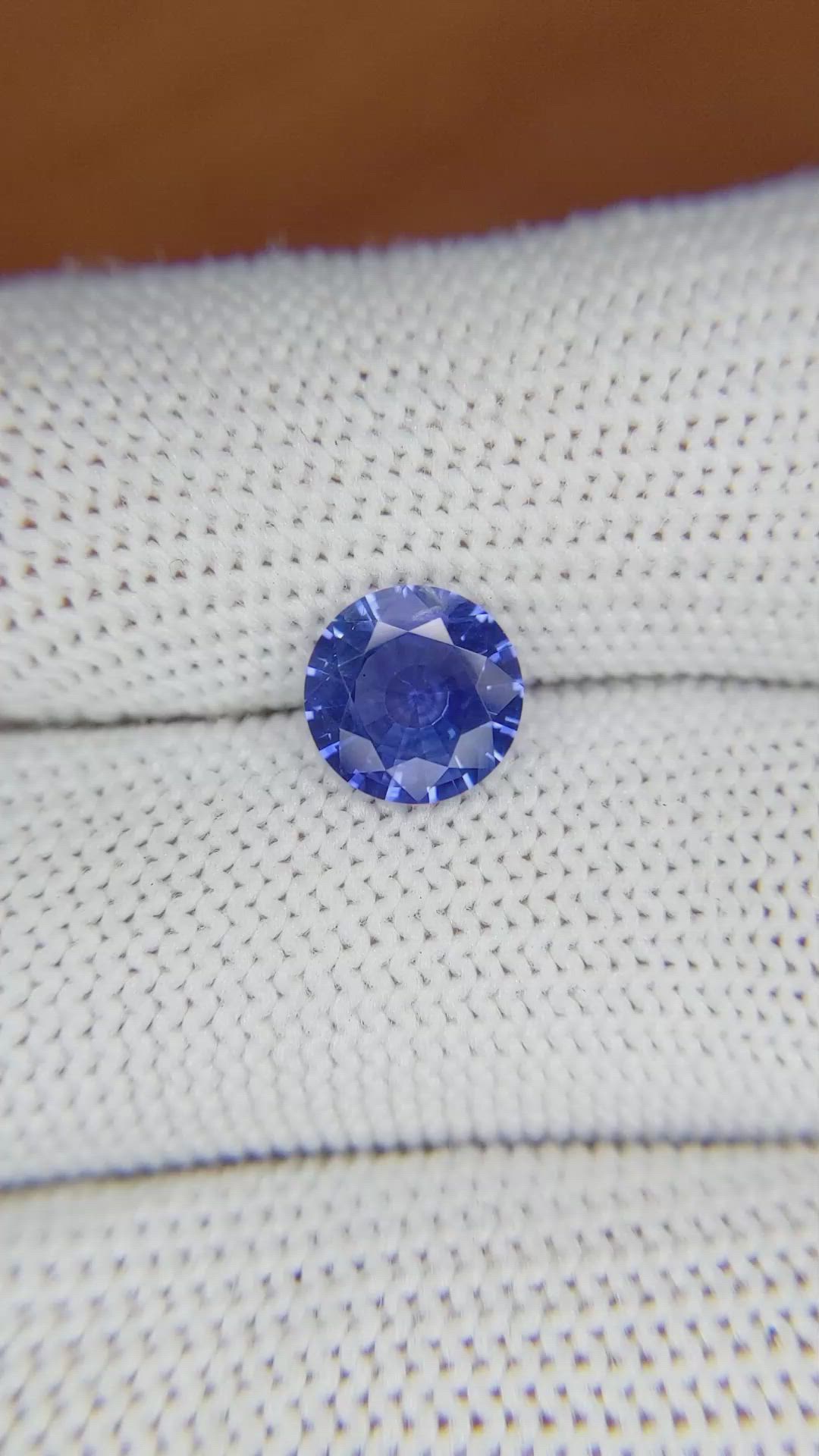 1.78 Ct. Blue Sapphire from Ceylon (Sri Lanka) Size Video