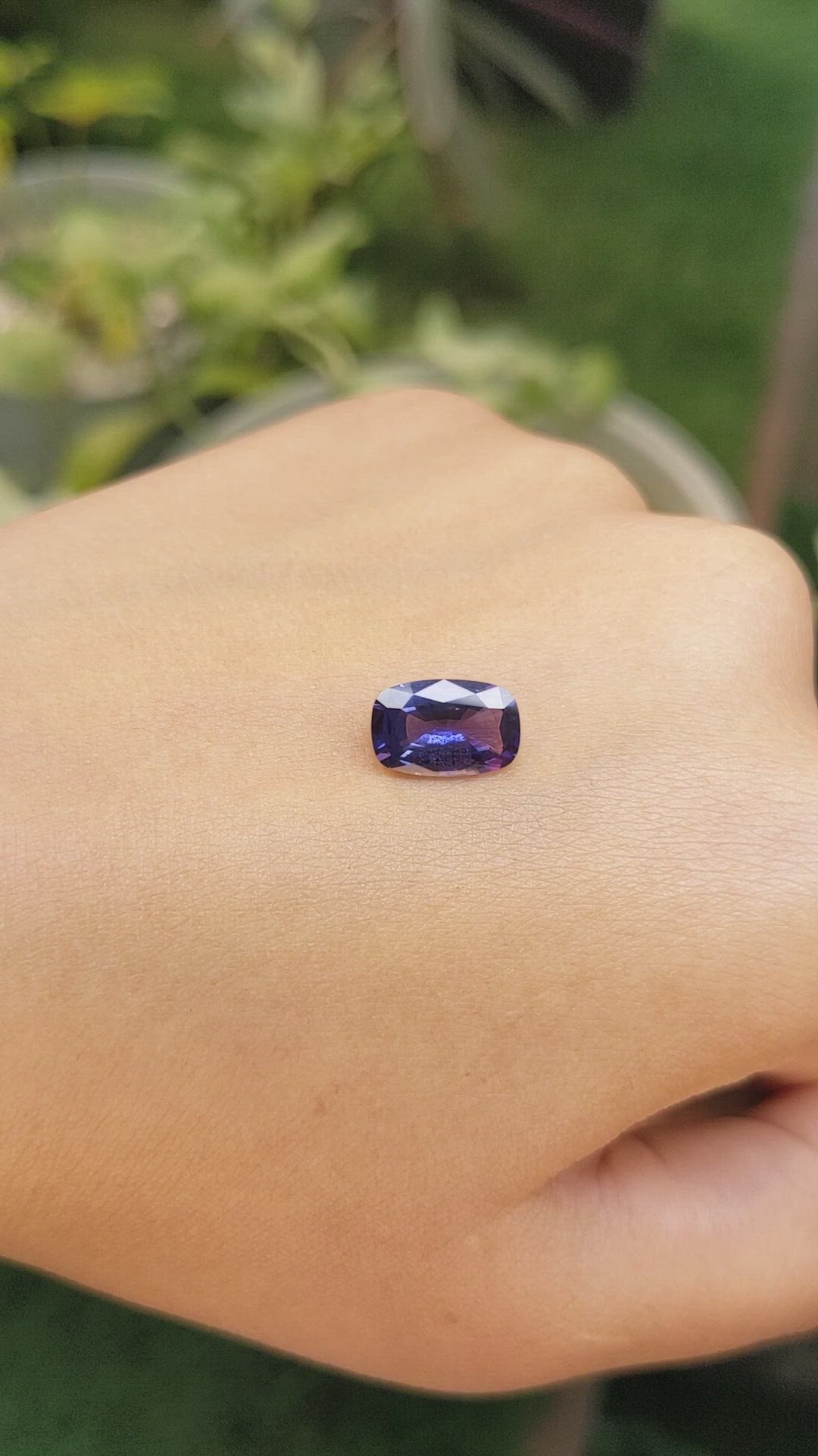 2.83 Ct. Purplish Blue Sapphire from Ceylon (Sri Lanka) Size Video