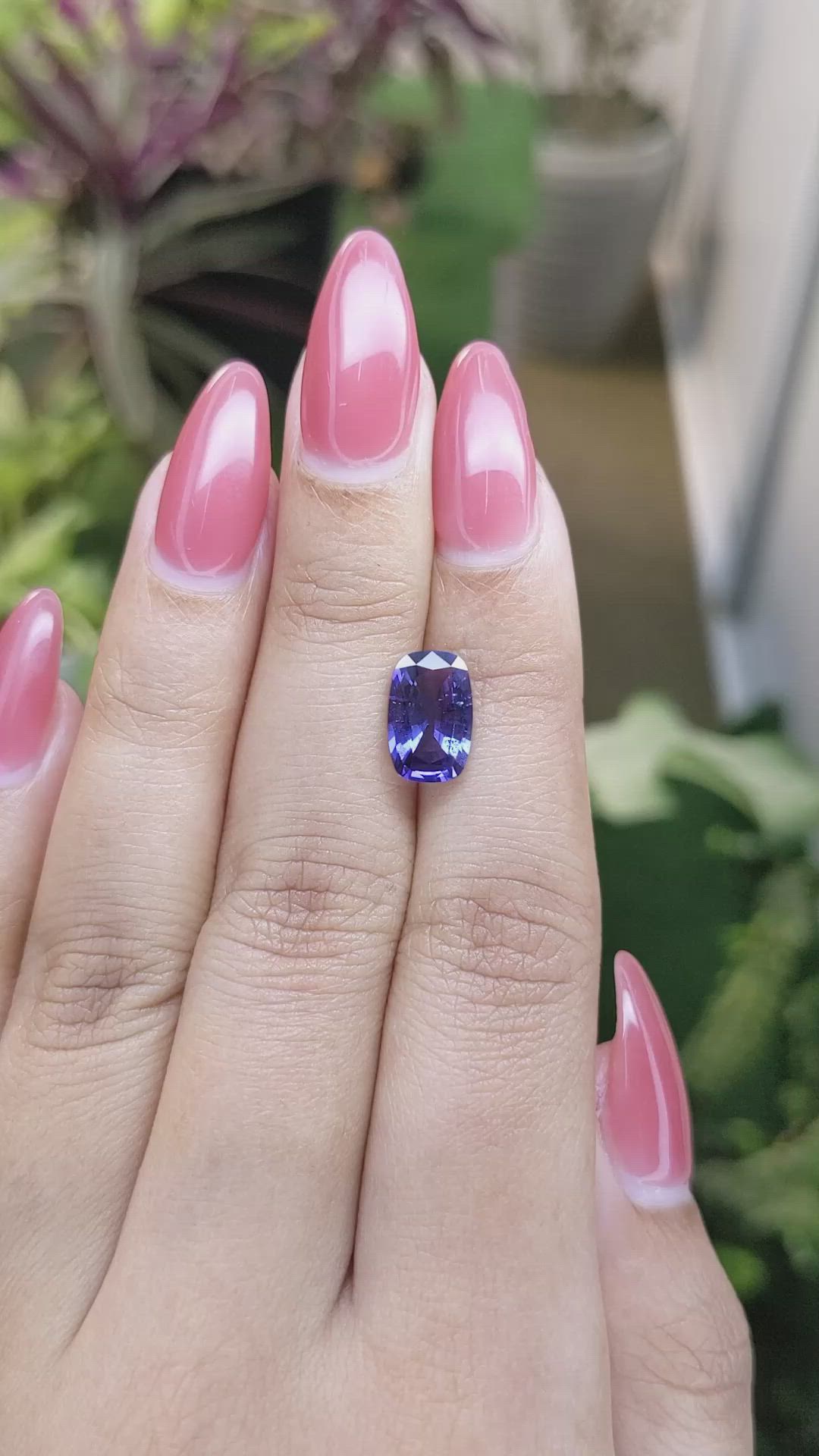 2.83 Ct. Purplish Blue Sapphire from Ceylon (Sri Lanka) Size Video