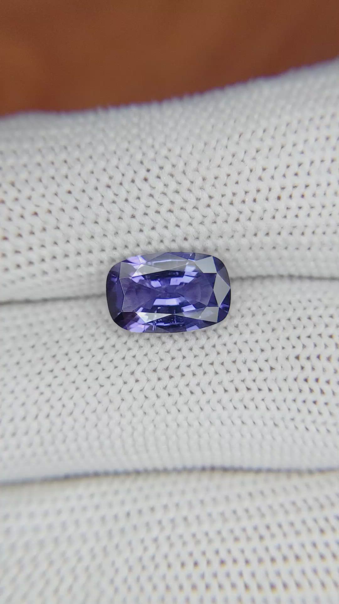 2.83 Ct. Purplish Blue Sapphire from Ceylon (Sri Lanka) Size Video