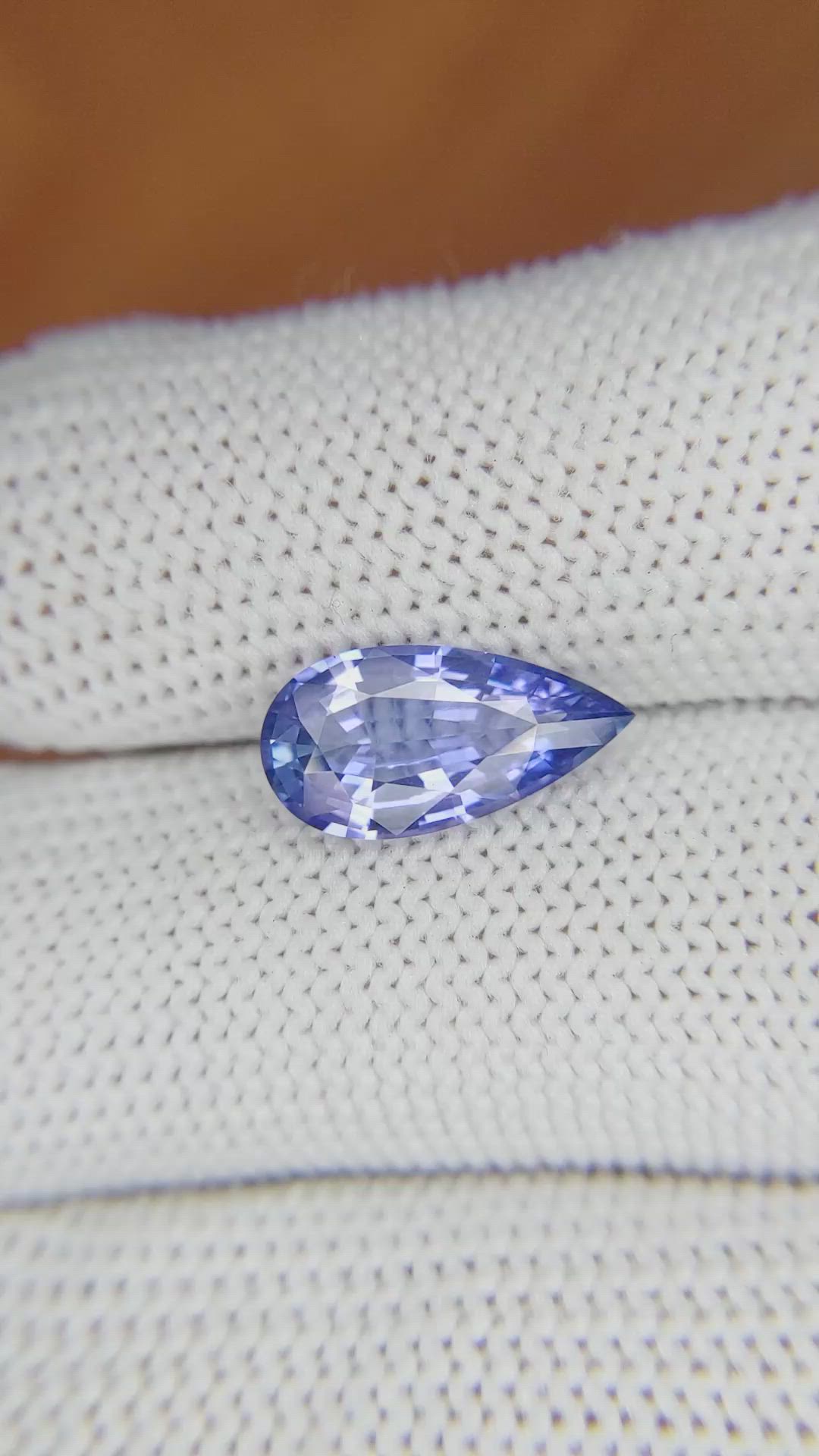 2.75 Ct. Blue Sapphire from Ceylon (Sri Lanka) Size Video