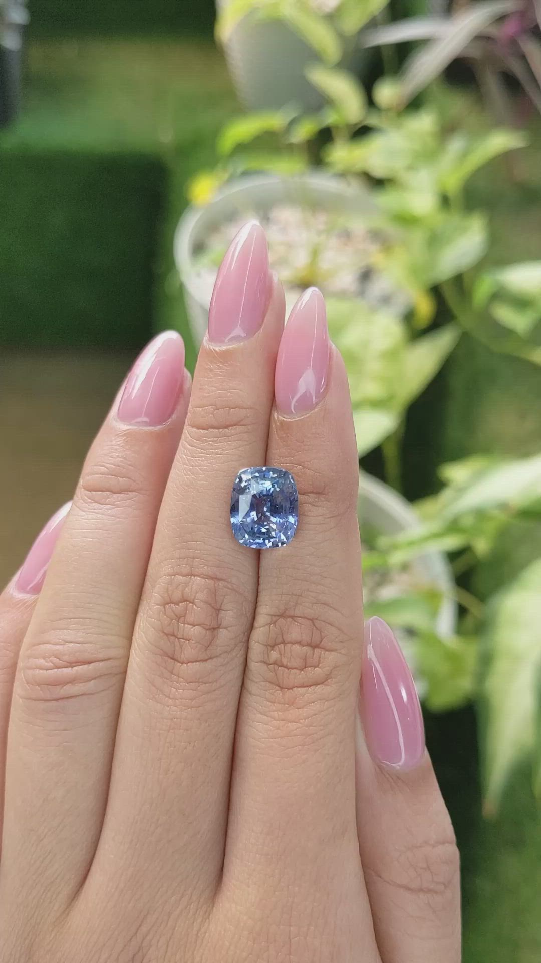 6.02 Ct. Blue Sapphire from Ceylon (Sri Lanka) Size Video