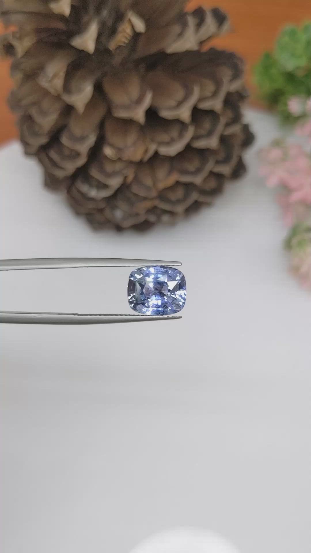 6.02 Ct. Blue Sapphire from Ceylon (Sri Lanka) Size Video