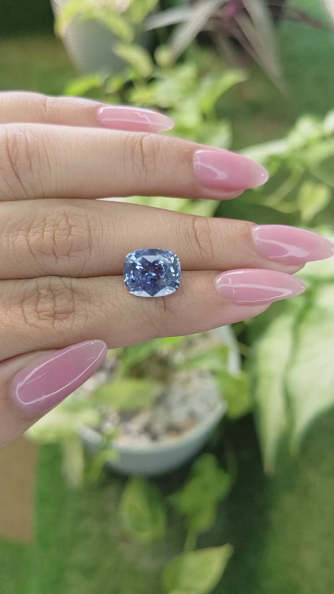 6.02 Ct. Blue Sapphire from Ceylon (Sri Lanka) Size Video