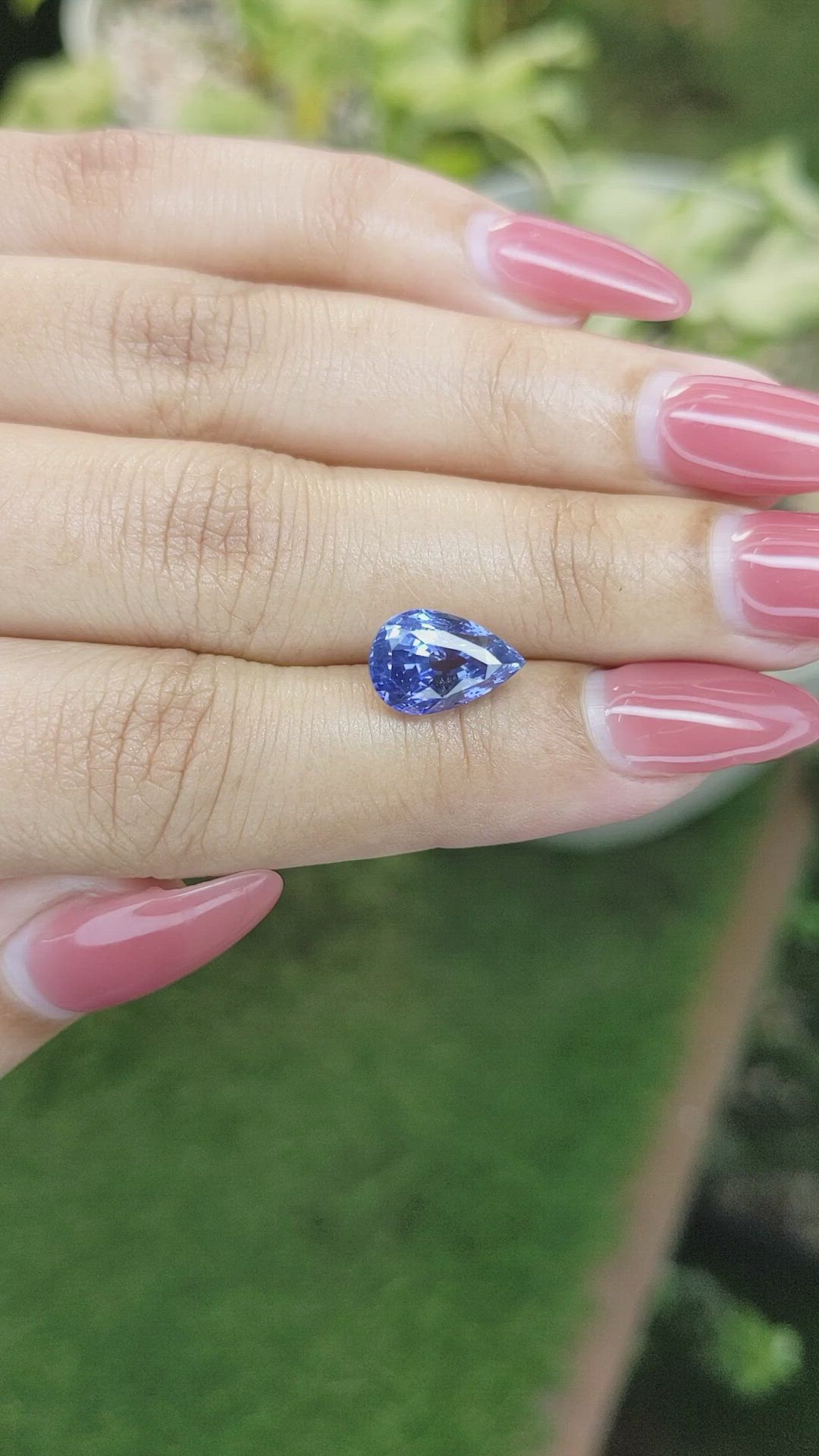 4.21 Ct. Blue Sapphire from Ceylon (Sri Lanka) Size Video