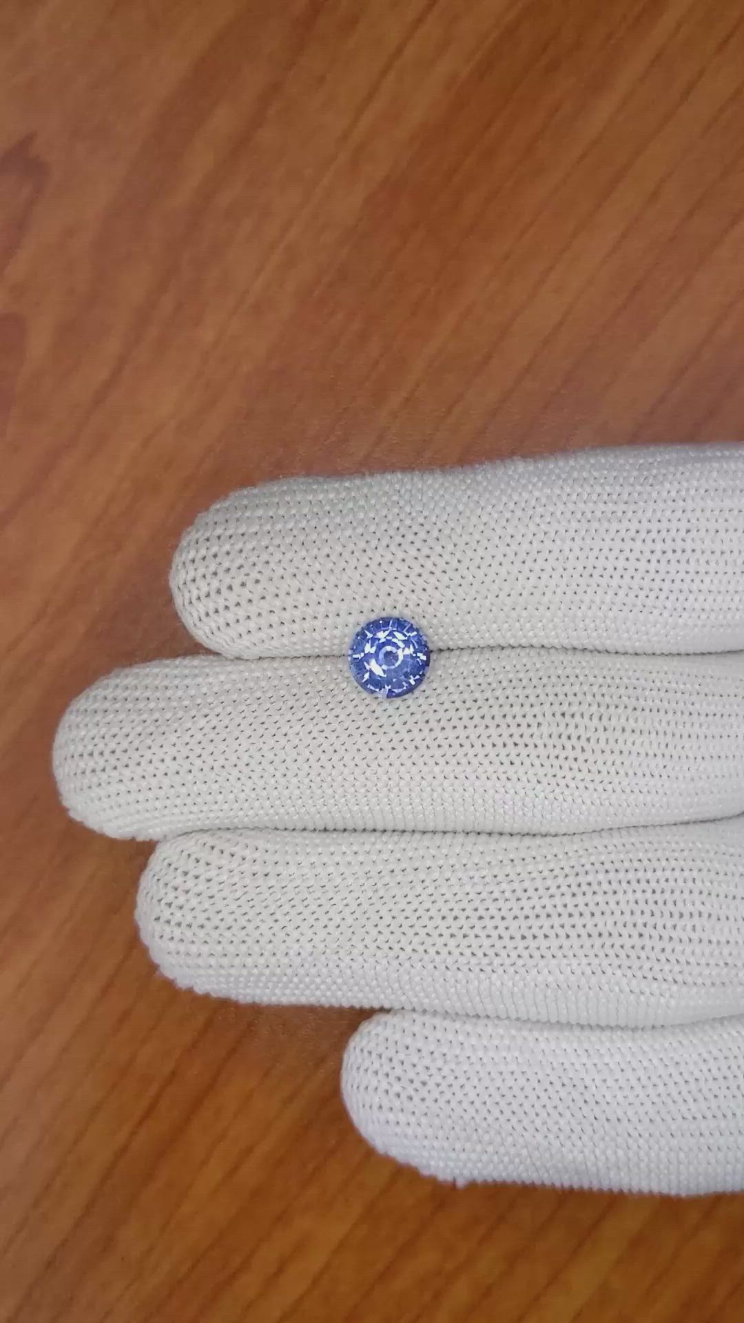 1.72 Ct. Blue Sapphire from Ceylon (Sri Lanka) Size Video
