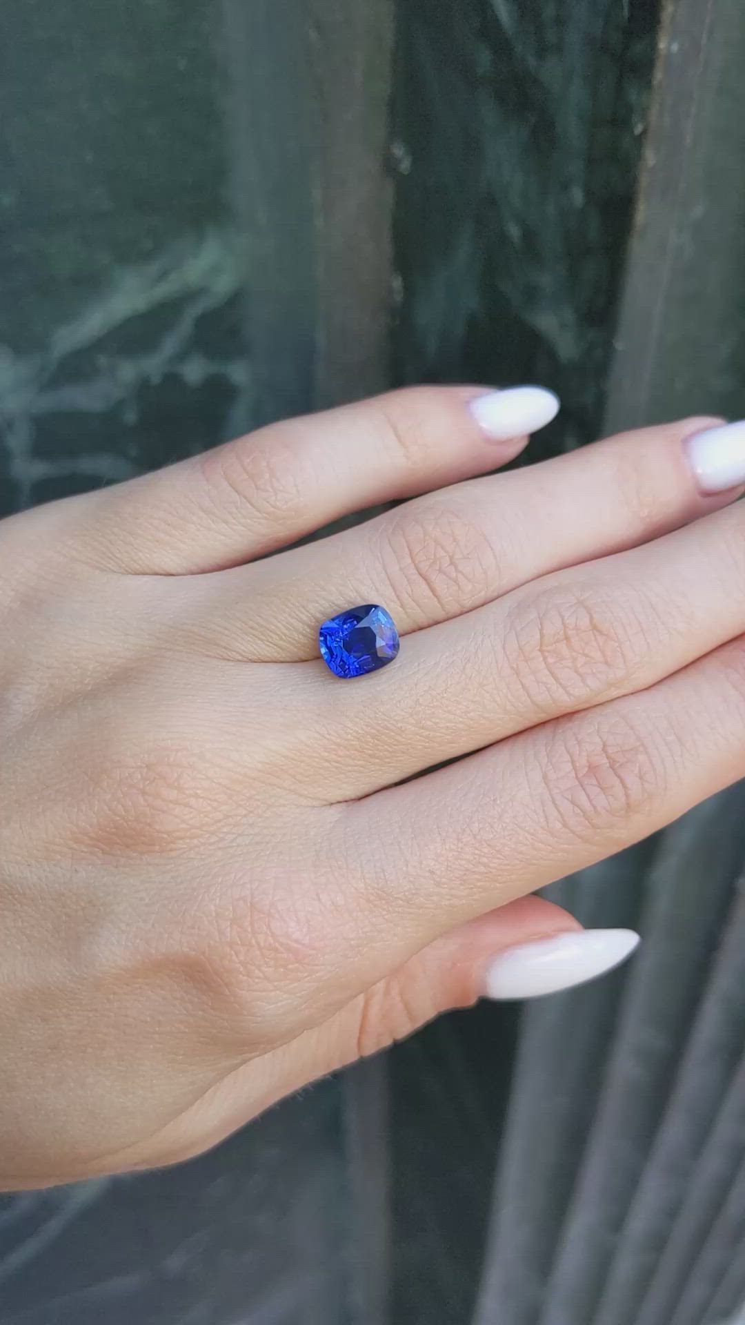 3.61 Ct. Blue Sapphire from Ceylon (Sri Lanka) Size Video