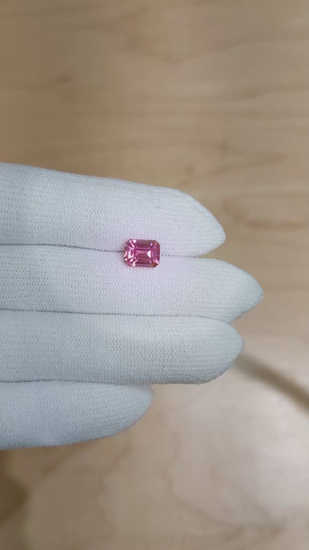 2.24 Ct. Pink Sapphire from Ceylon (Sri Lanka) Size Video