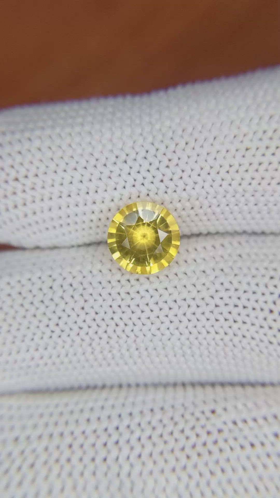 2.18 Ct. Yellow Sapphire from Ceylon (Sri Lanka) Size Video