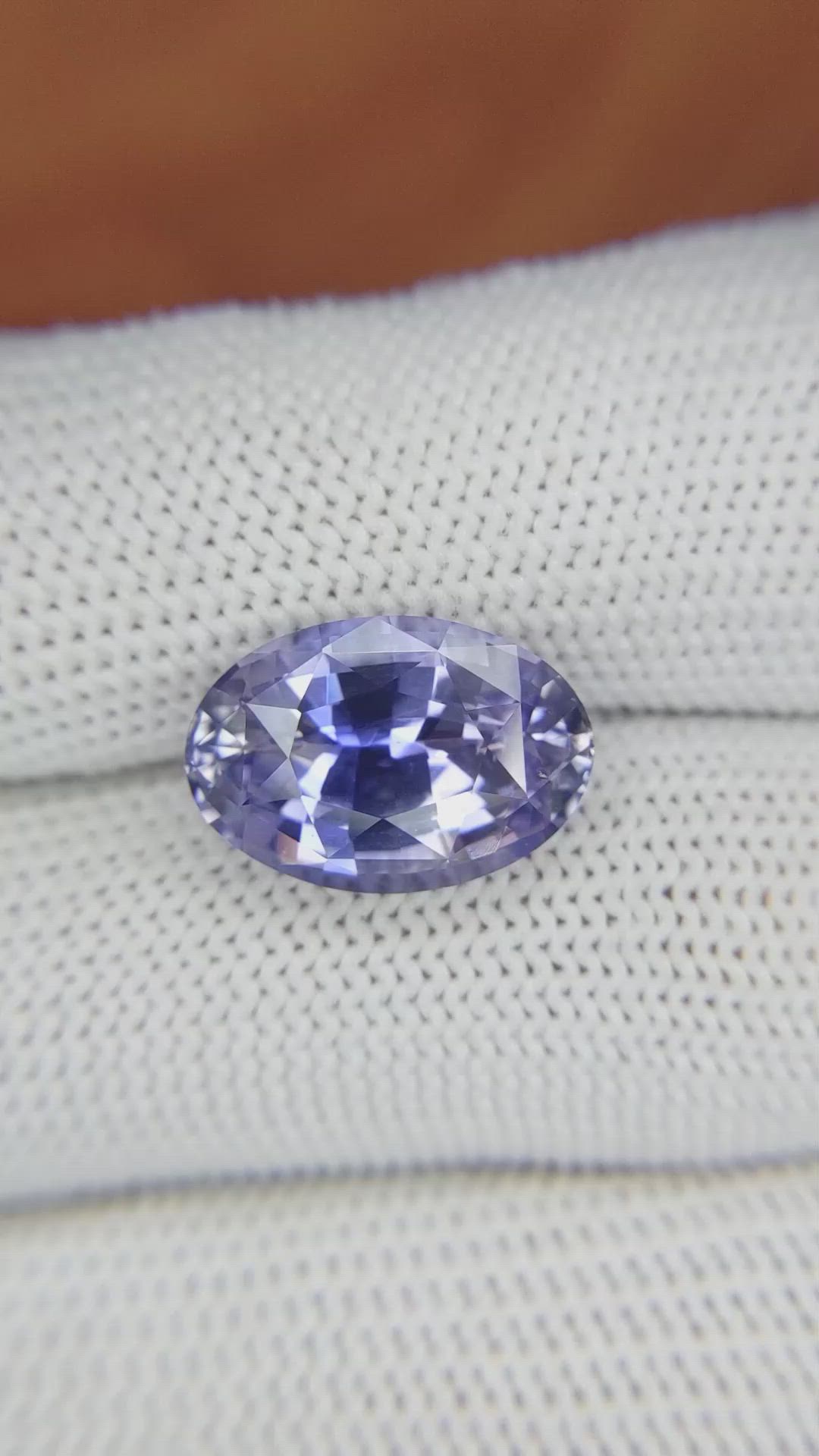 8.06 Ct. Bluish Purple Sapphire from Ceylon (Sri Lanka) Size Video