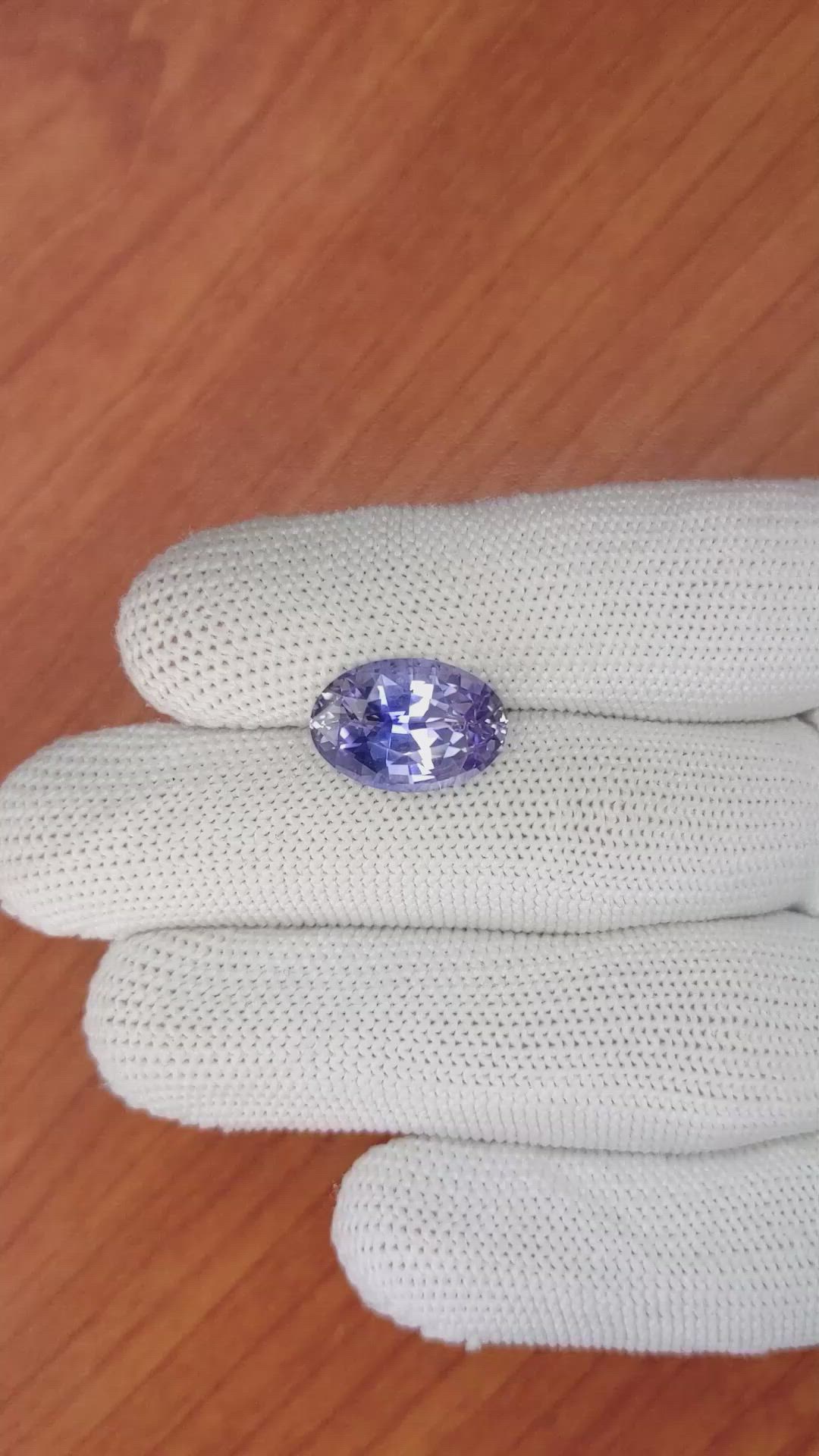 8.06 Ct. Bluish Purple Sapphire from Ceylon (Sri Lanka) Size Video