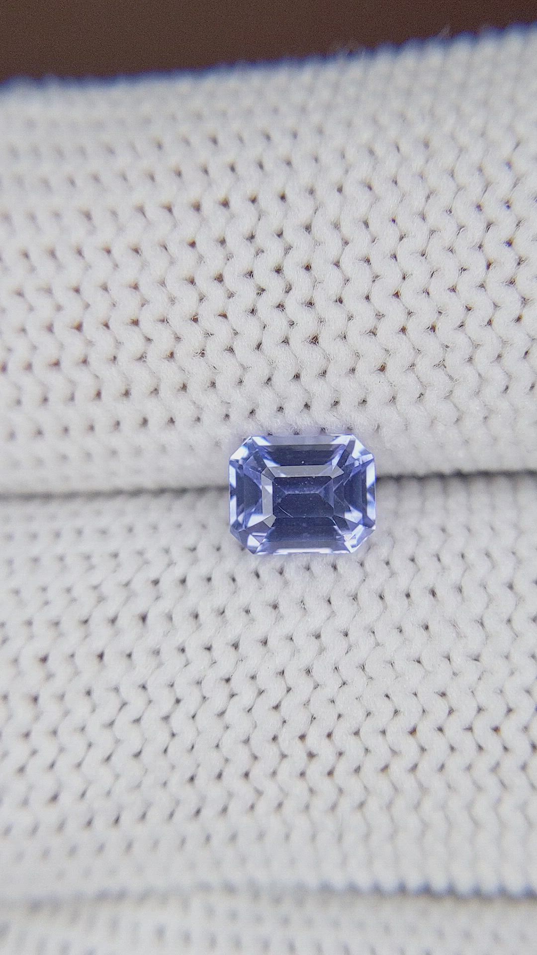 1.05 Ct. Blue Sapphire from Ceylon (Sri Lanka) Size Video