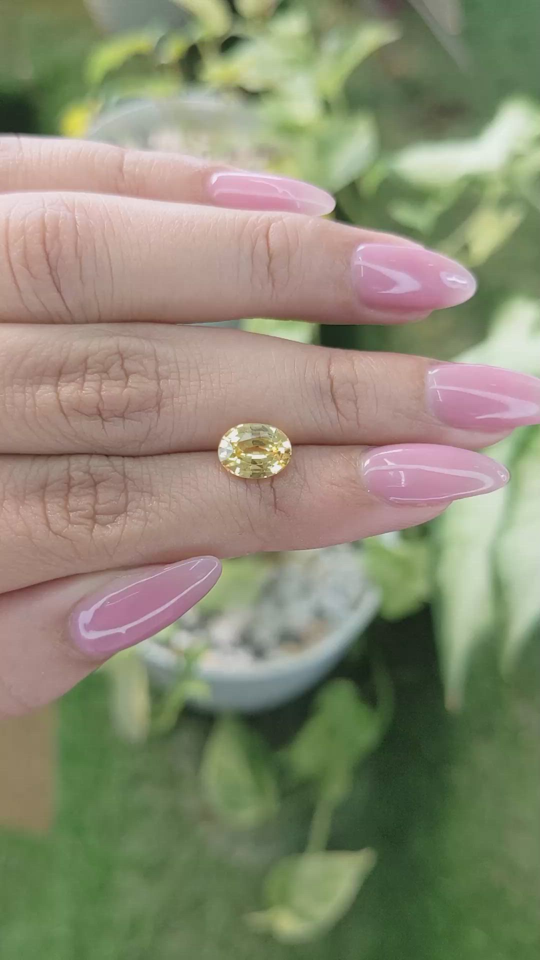 2.06 Ct. Yellow Sapphire from Ceylon (Sri Lanka) Size Video