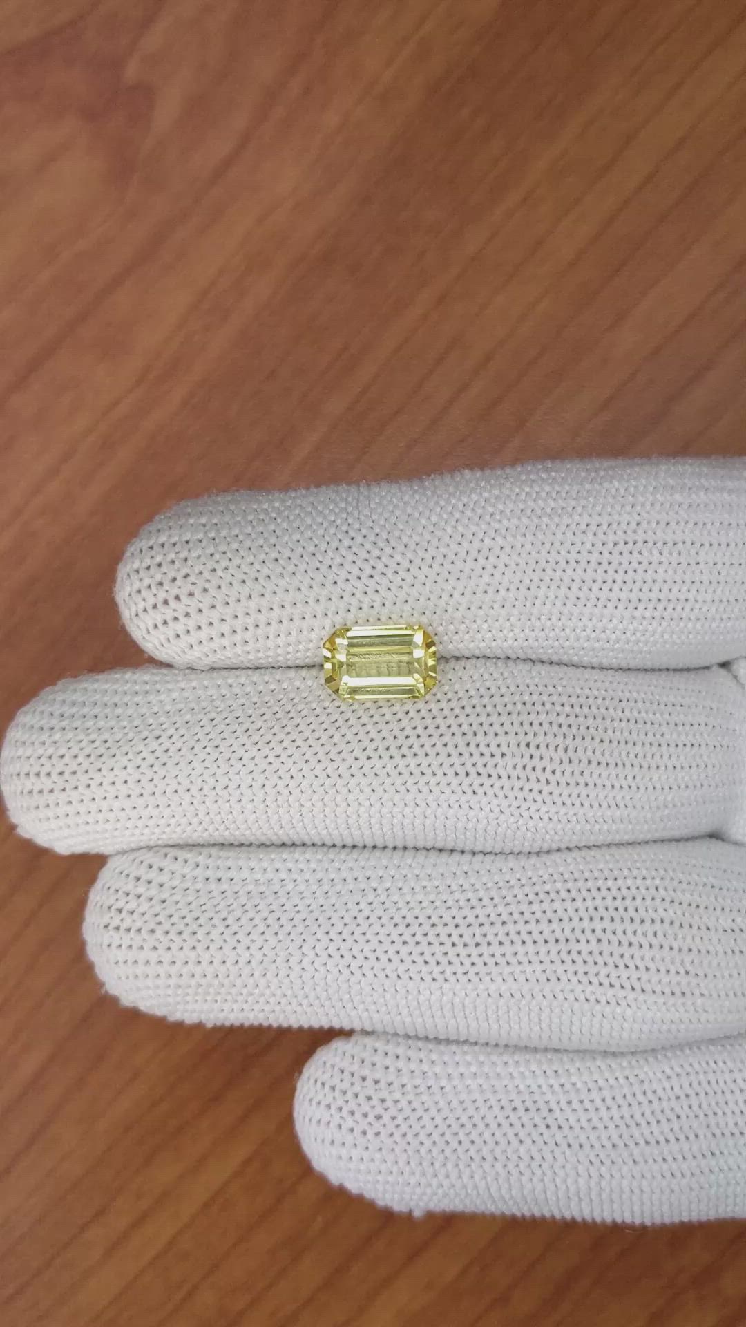 3.12 Ct. Yellow Sapphire from Ceylon (Sri Lanka) Size Video
