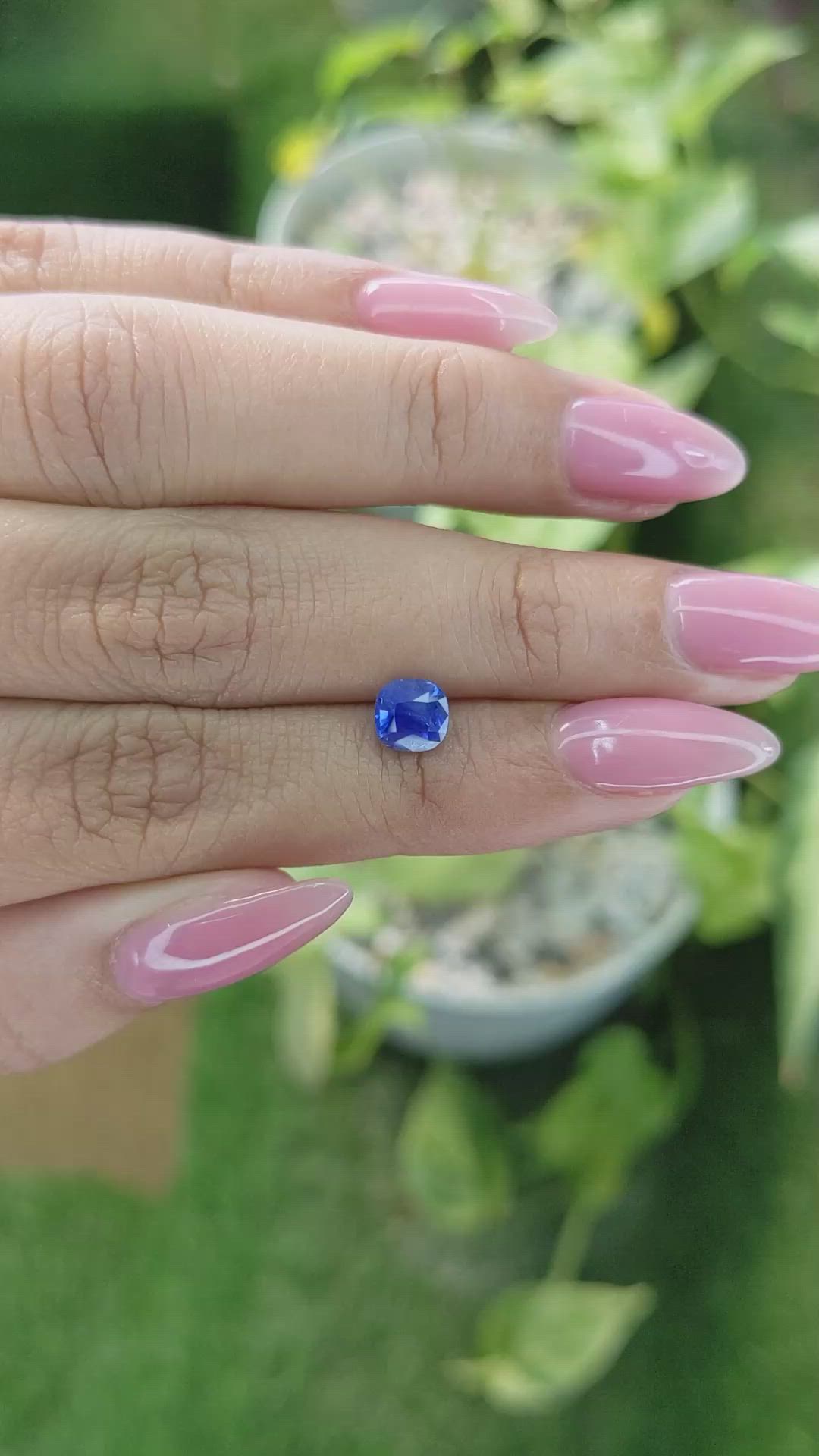 1.11 Ct. Blue Sapphire from Ceylon (Sri Lanka) Size Video