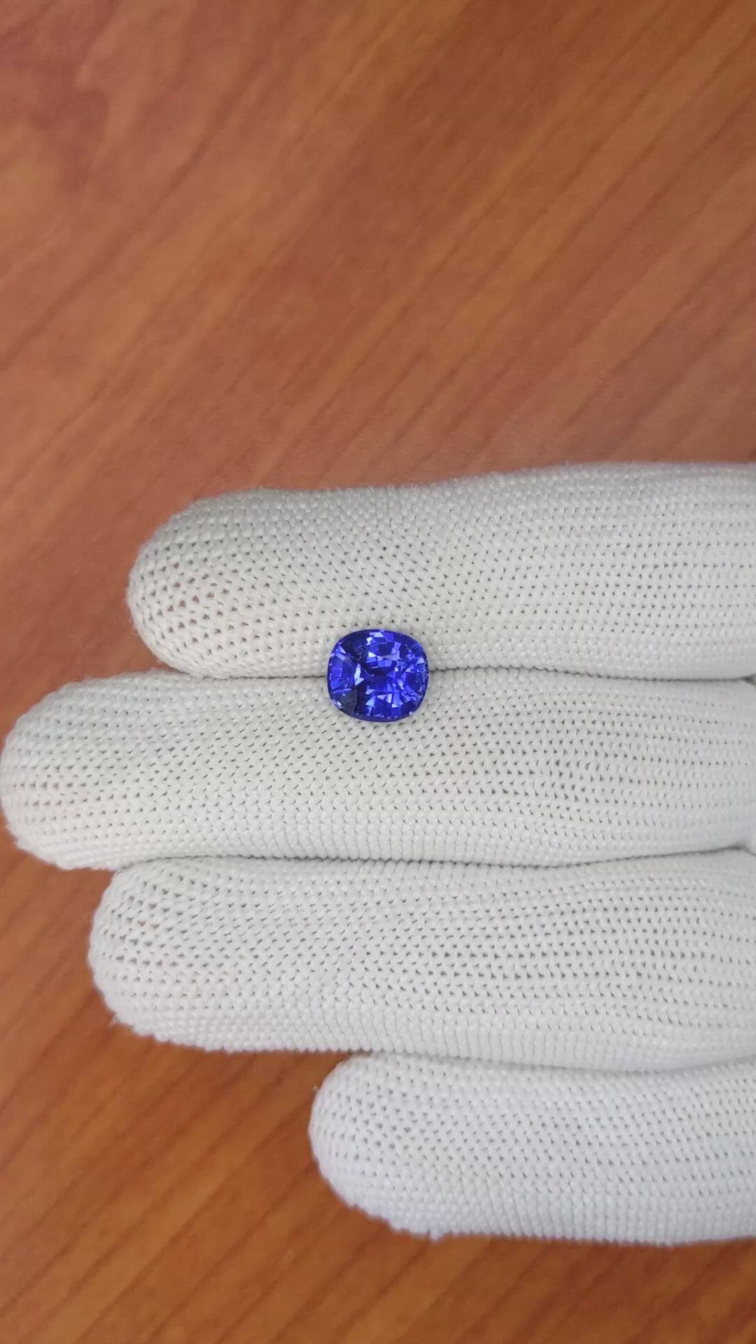 3.06 Ct. Blue Sapphire from Ceylon (Sri Lanka) Size Video