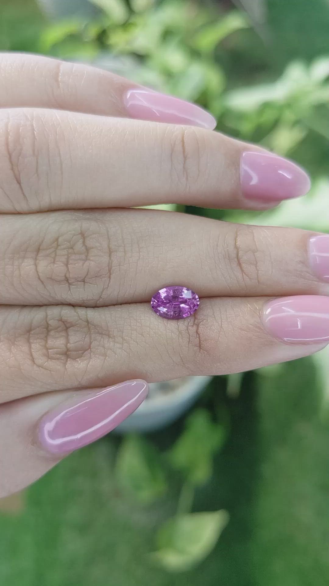 1.22 Ct. Pinkish Purple Sapphire from Ceylon (Sri Lanka) Size Video